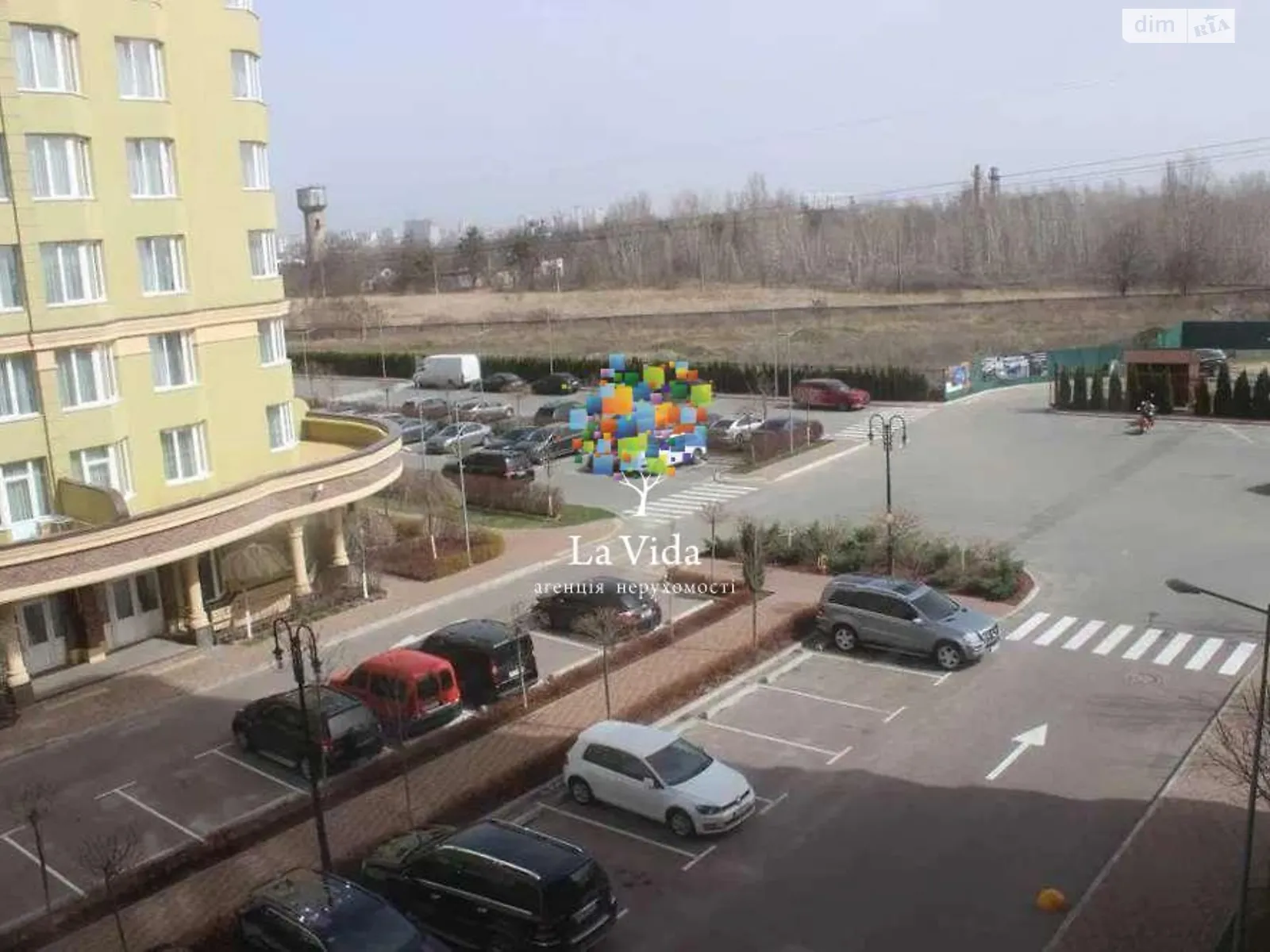 Продается 2-комнатная квартира 65 кв. м в Софиевской Борщаговке, ул. Абрикосовая