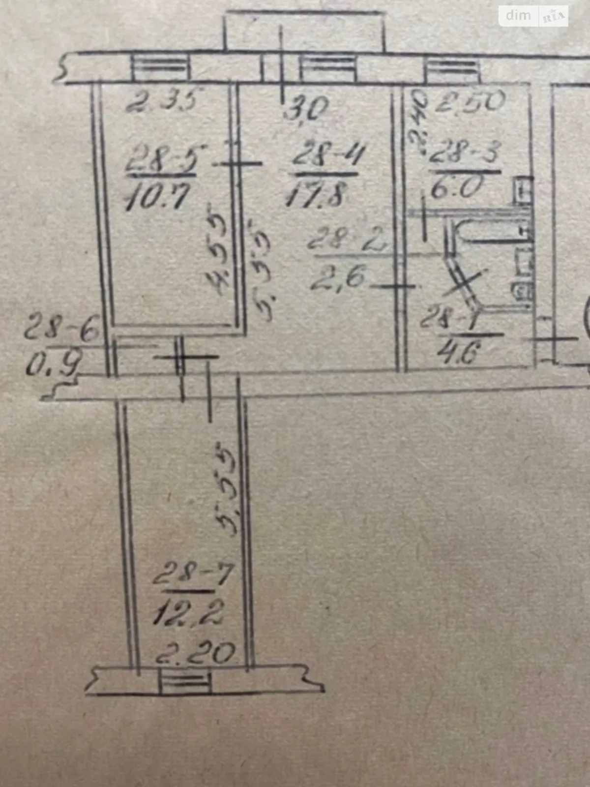 Продається 3-кімнатна квартира 55 кв. м у Здолбунові, цена: 29800 $