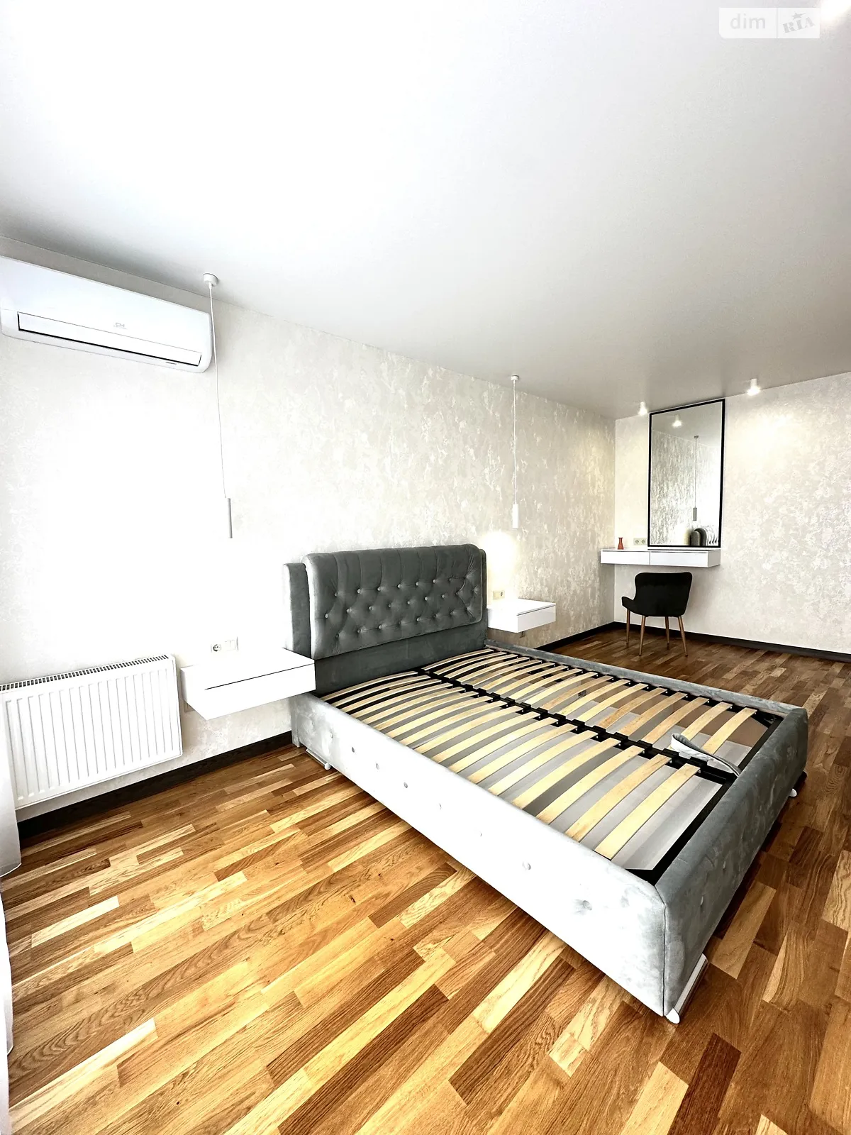 Продается 1-комнатная квартира 46 кв. м в Ровно, ул. Киевская