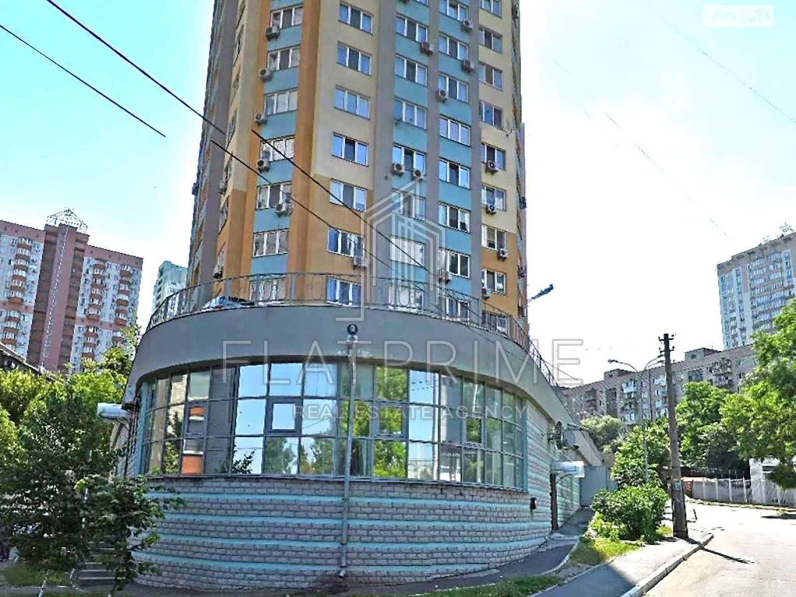 Продается 2-комнатная квартира 60 кв. м в Киеве, ул. Большая Китаевская, 53
