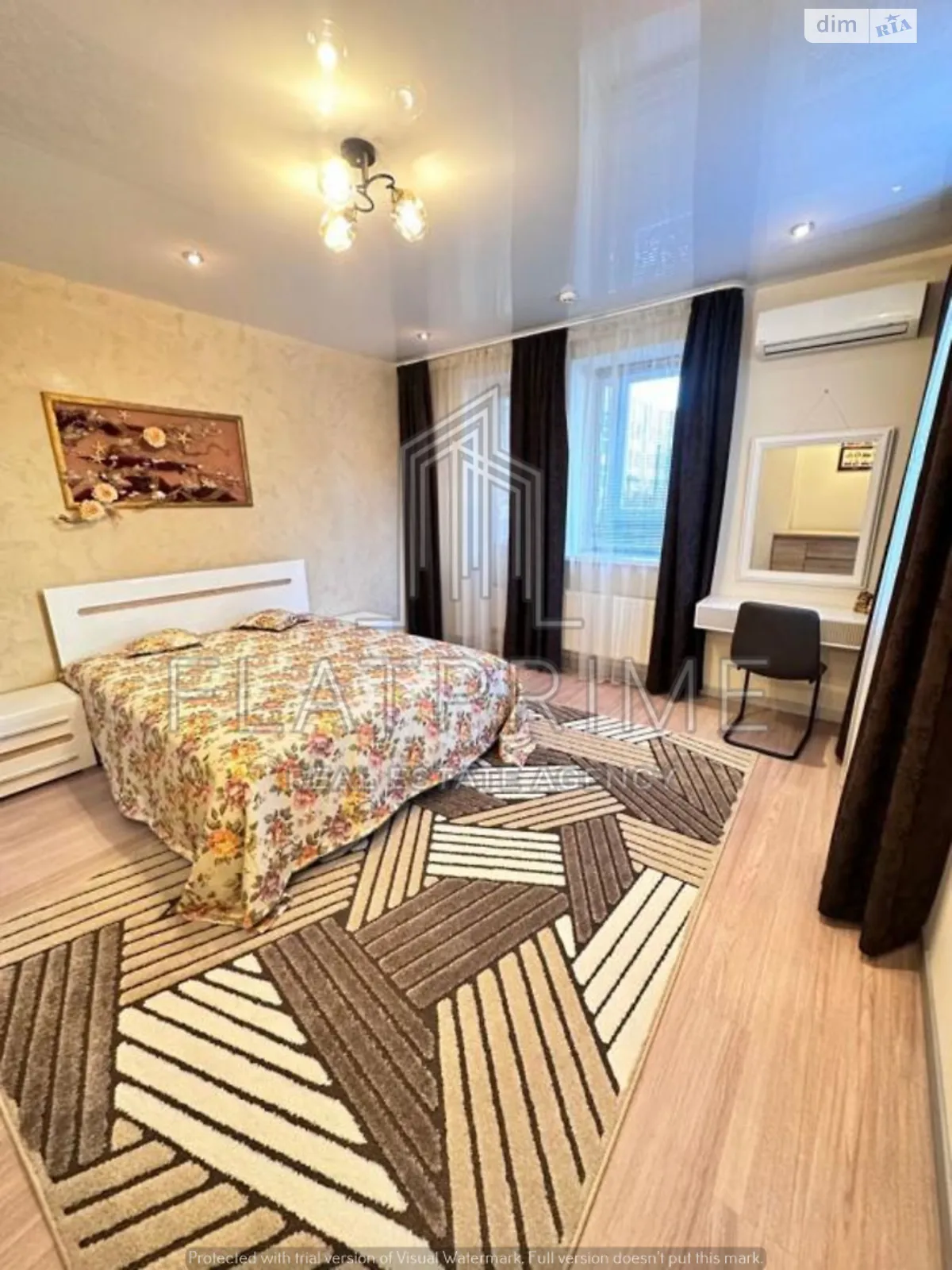 Продается 2-комнатная квартира 87 кв. м в Киеве, ул. Голосеевская, 13Б