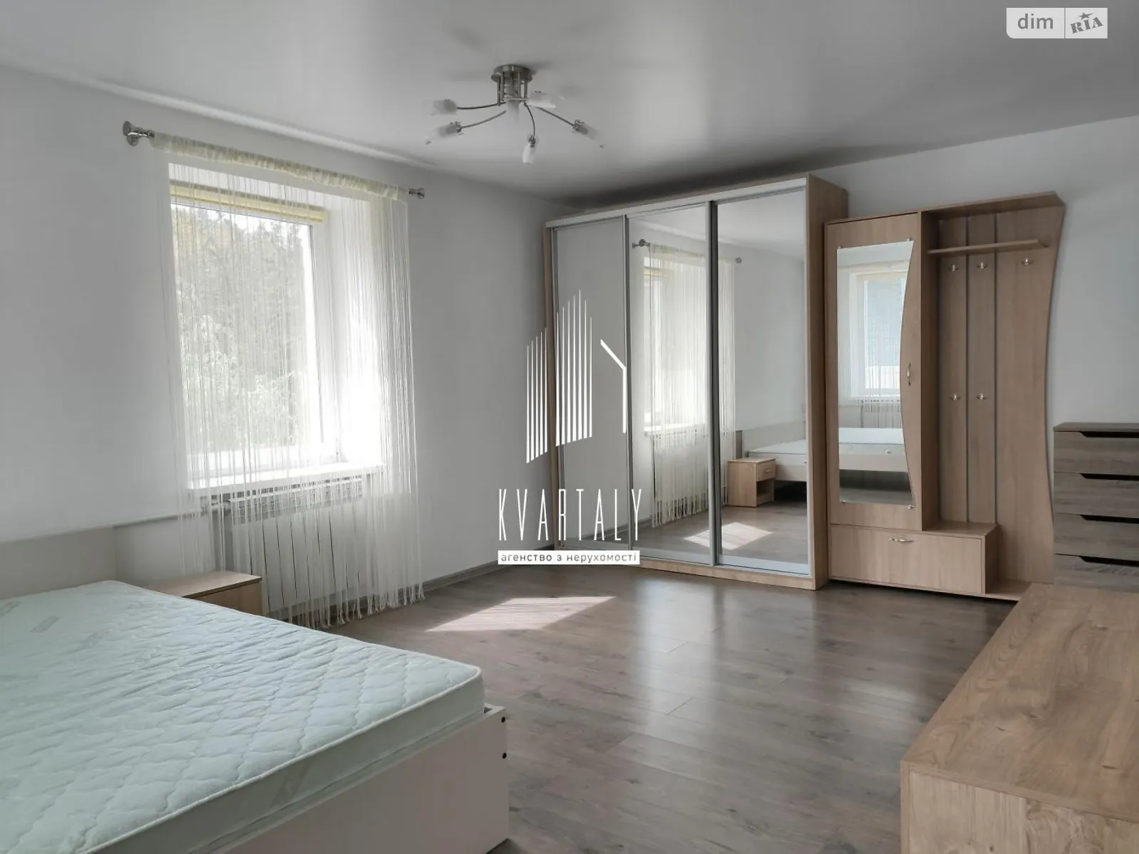 Продается 1-комнатная квартира 32 кв. м в Киеве, цена: 55000 $