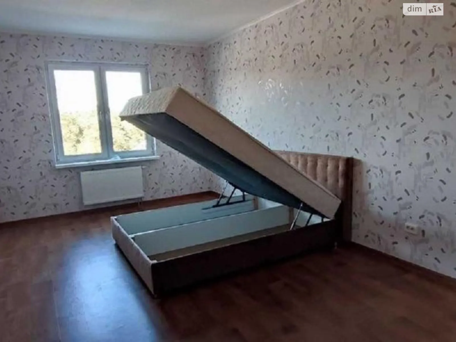 Продается 1-комнатная квартира 49 кв. м в Киеве, цена: 67000 $