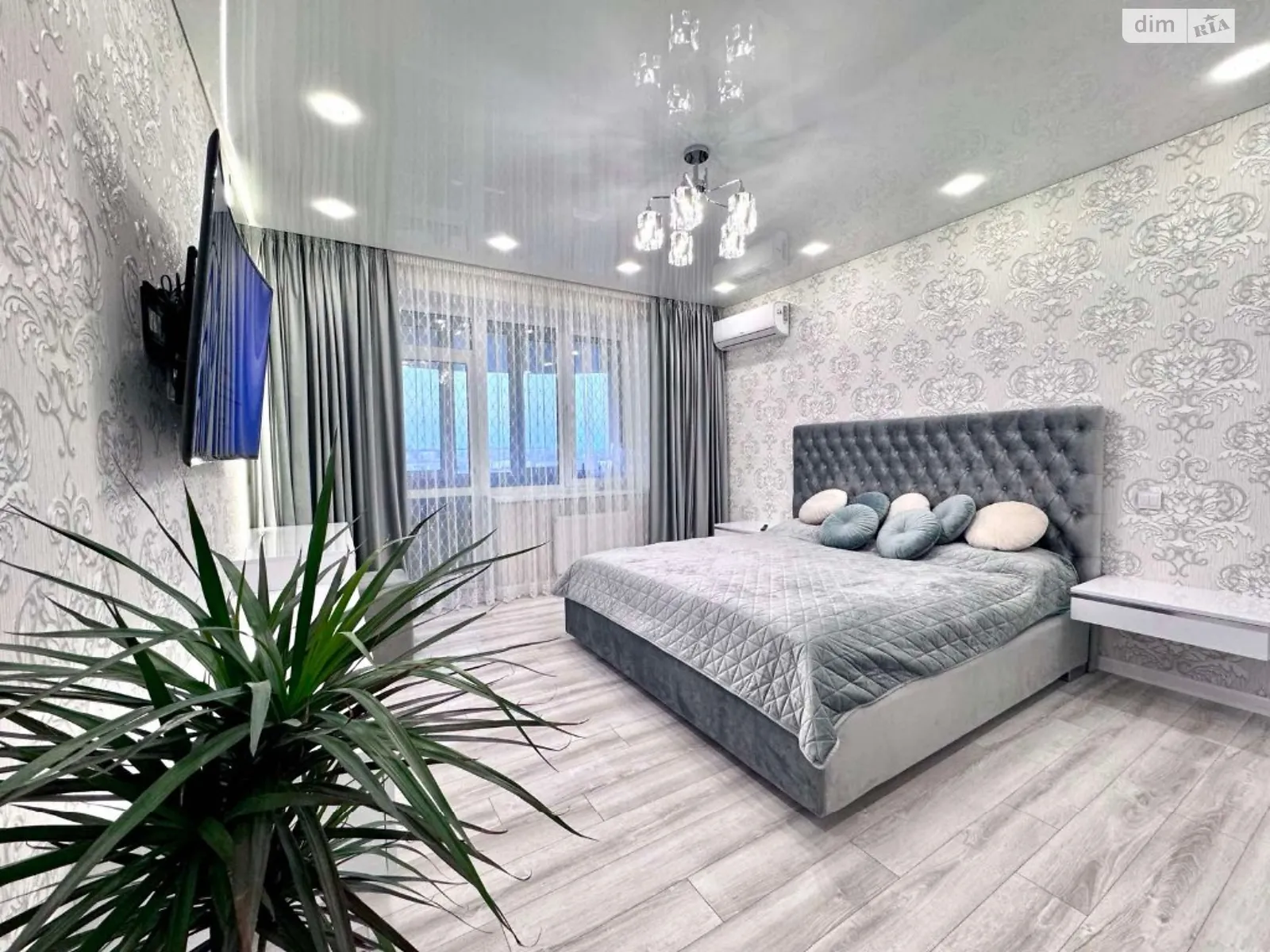 Продається 3-кімнатна квартира 140 кв. м у, цена: 130000 $ - фото 1