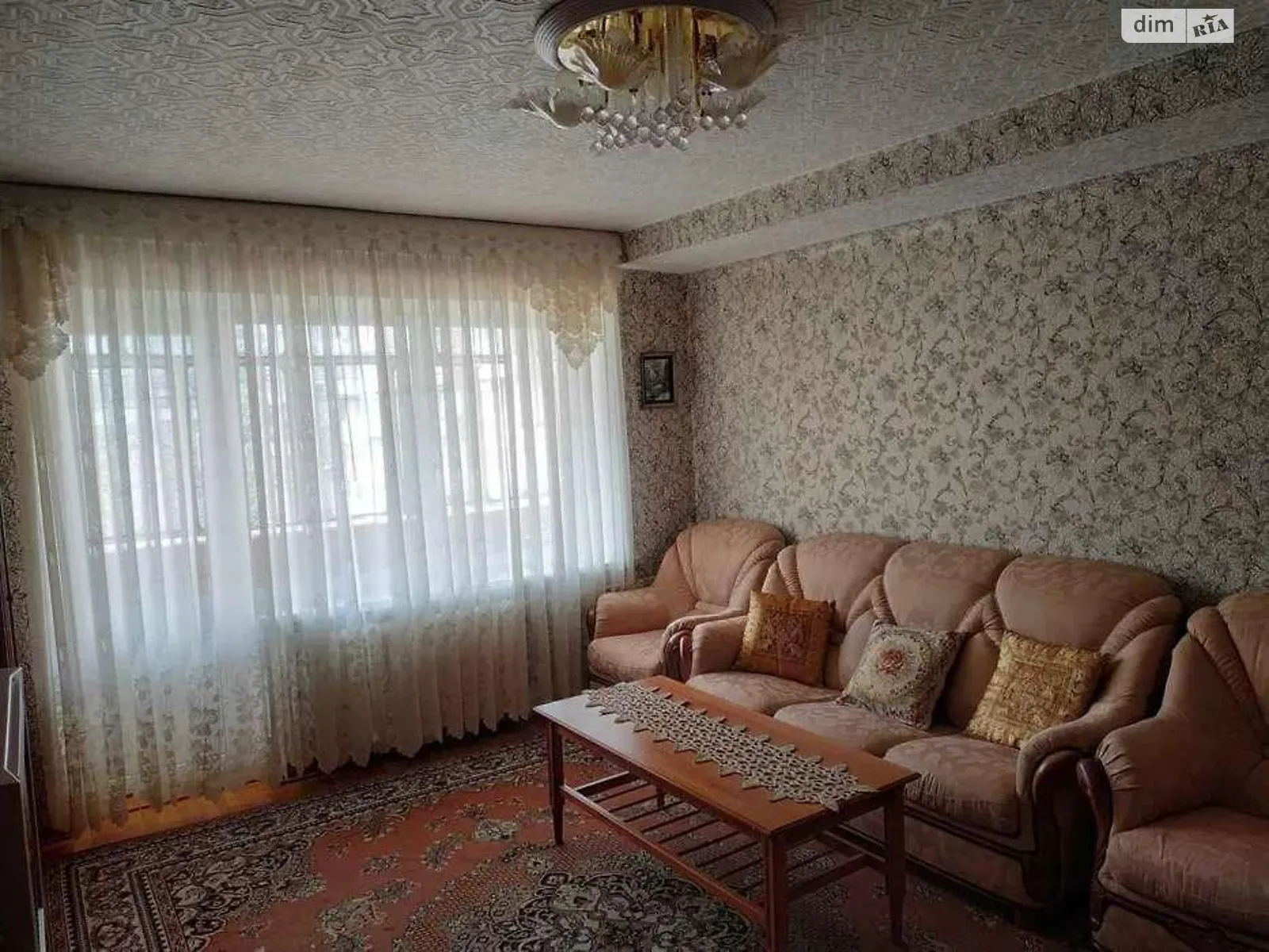 Продается 3-комнатная квартира 63 кв. м в Киеве, бул. Русановский, 6
