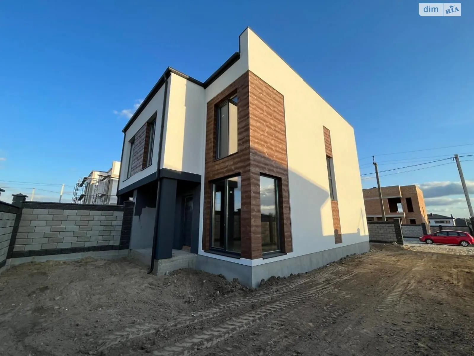 Продается часть дома 105 кв. м с верандой, цена: 85000 $ - фото 1
