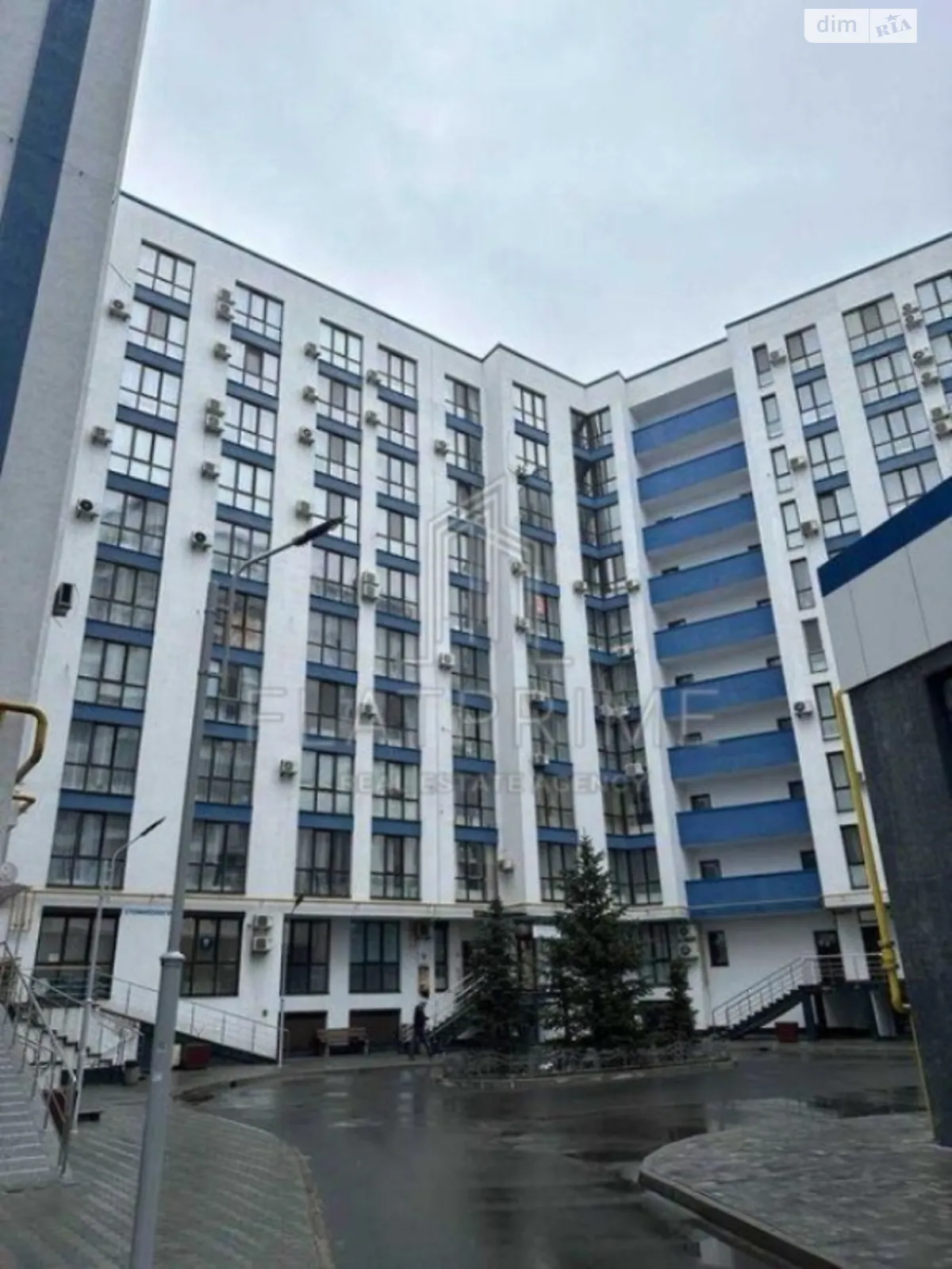 Продается 2-комнатная квартира 94 кв. м в Киеве, ул. Олимпия Галика, 75