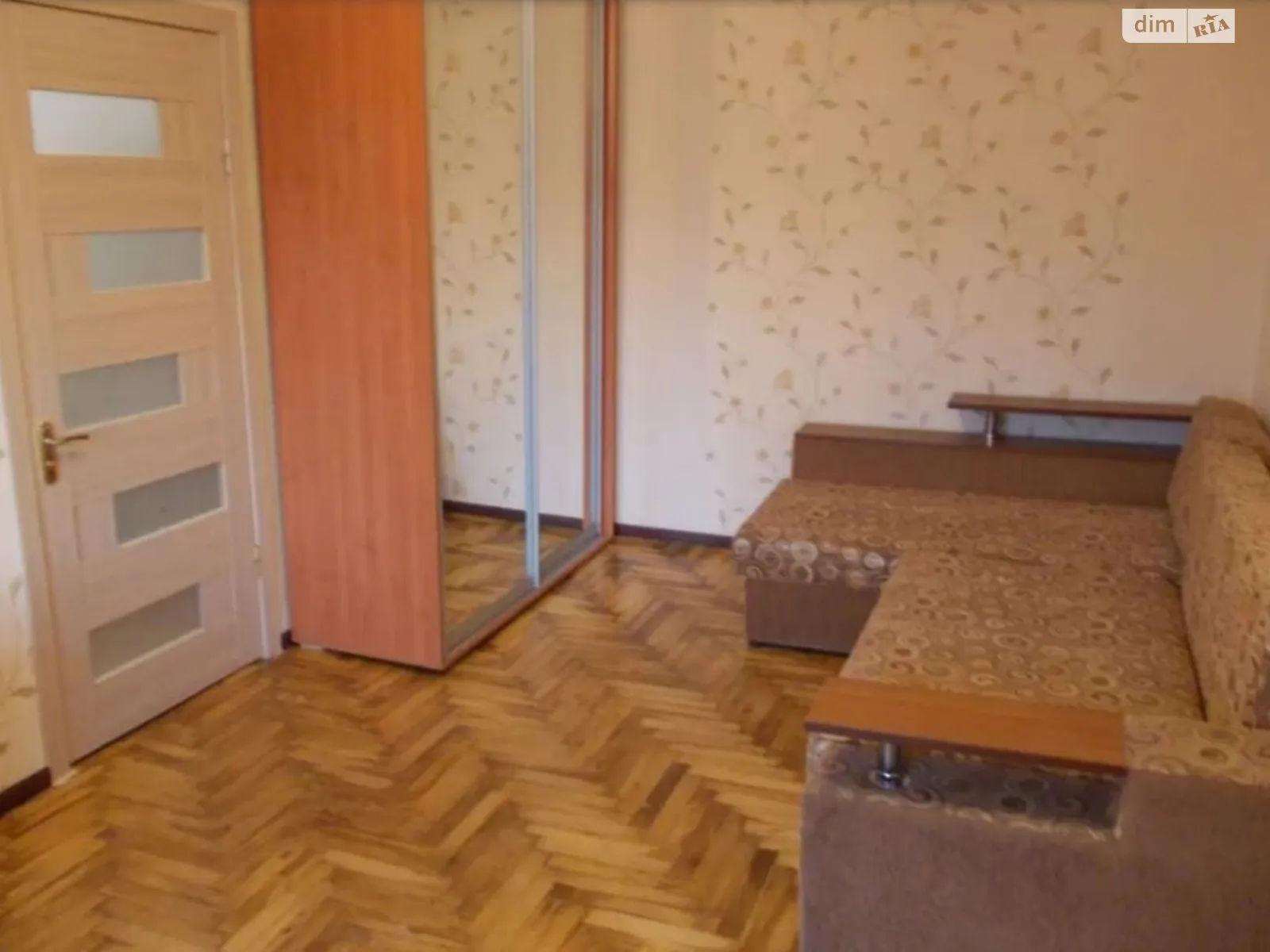 1-комнатная квартира 38 кв. м в Запорожье - фото 1