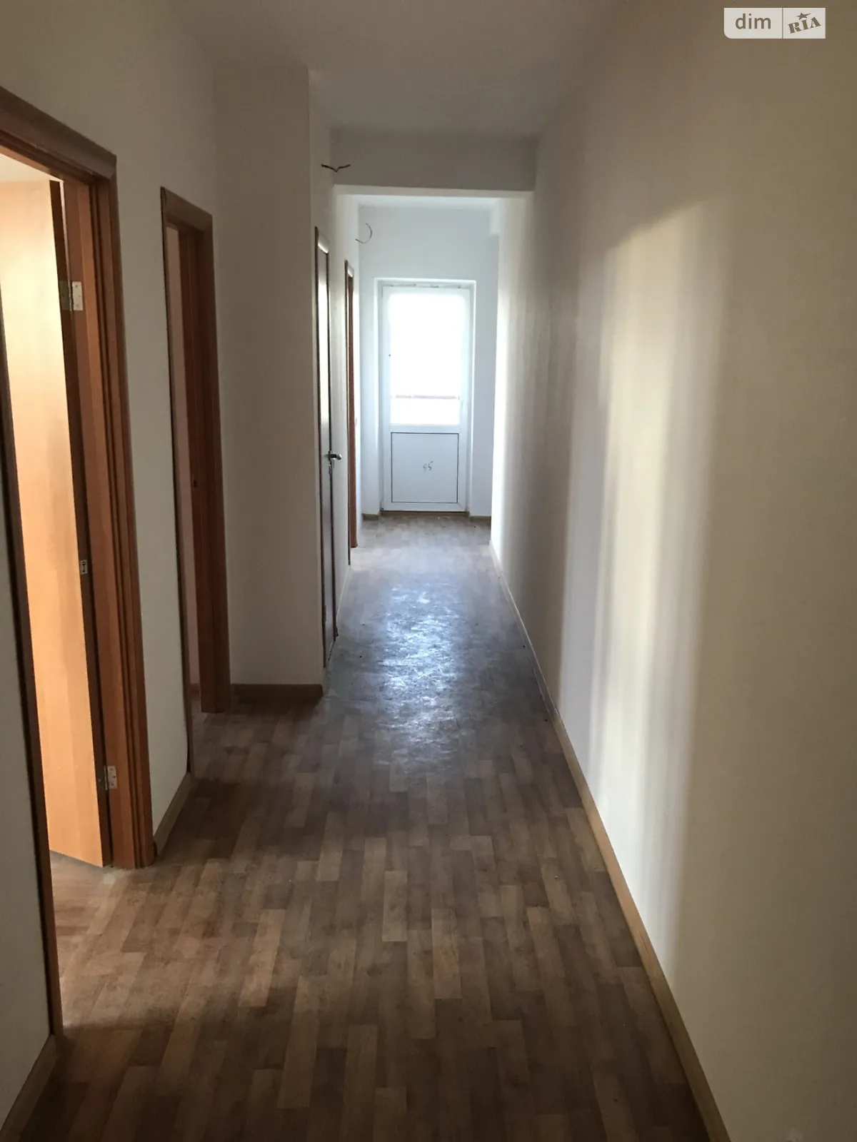 Продається 3-кімнатна квартира 78 кв. м у Макарові, цена: 36000 $