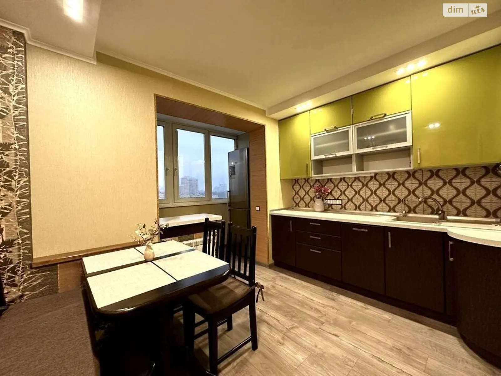 Продается 2-комнатная квартира 58 кв. м в Киеве, цена: 86000 $