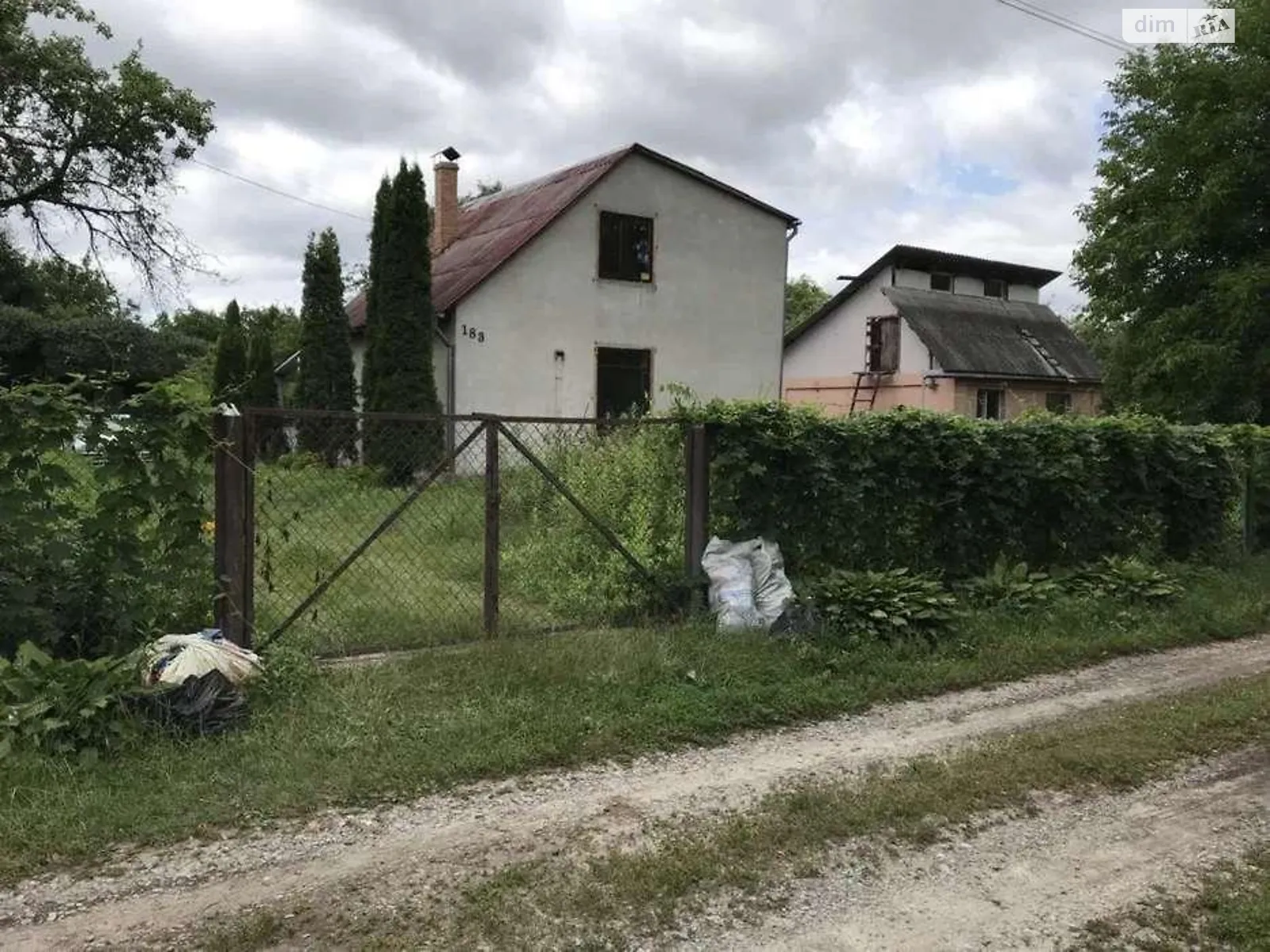 Продається будинок 2 поверховий 92 кв. м з гаражем, цена: 55000 $