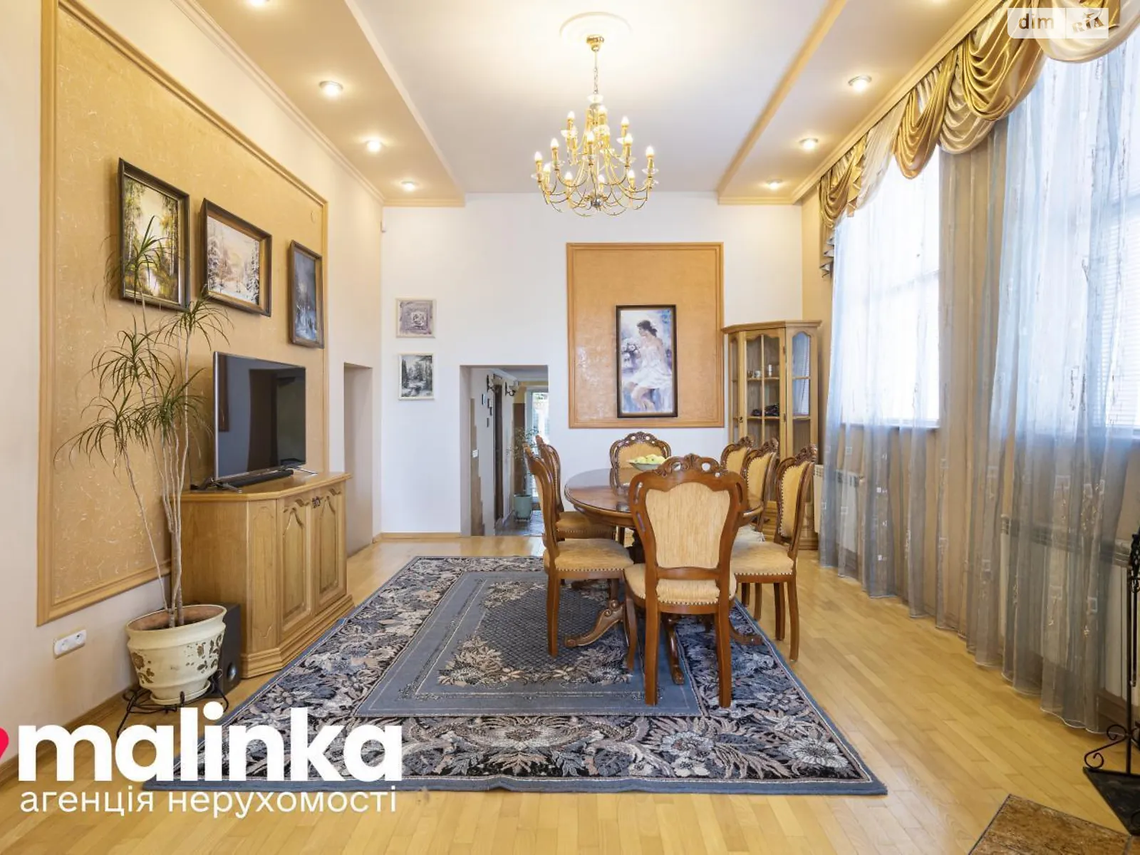 Сдается в аренду дом на 2 этажа 208.3 кв. м с участком, цена: 1500 $