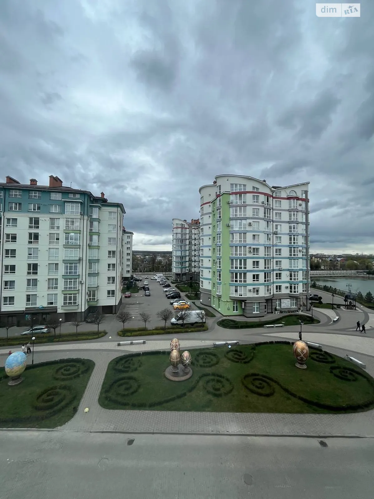 Продається 3-кімнатна квартира 98 кв. м у Крихівцях, вул. Слобідська, 7 - фото 1