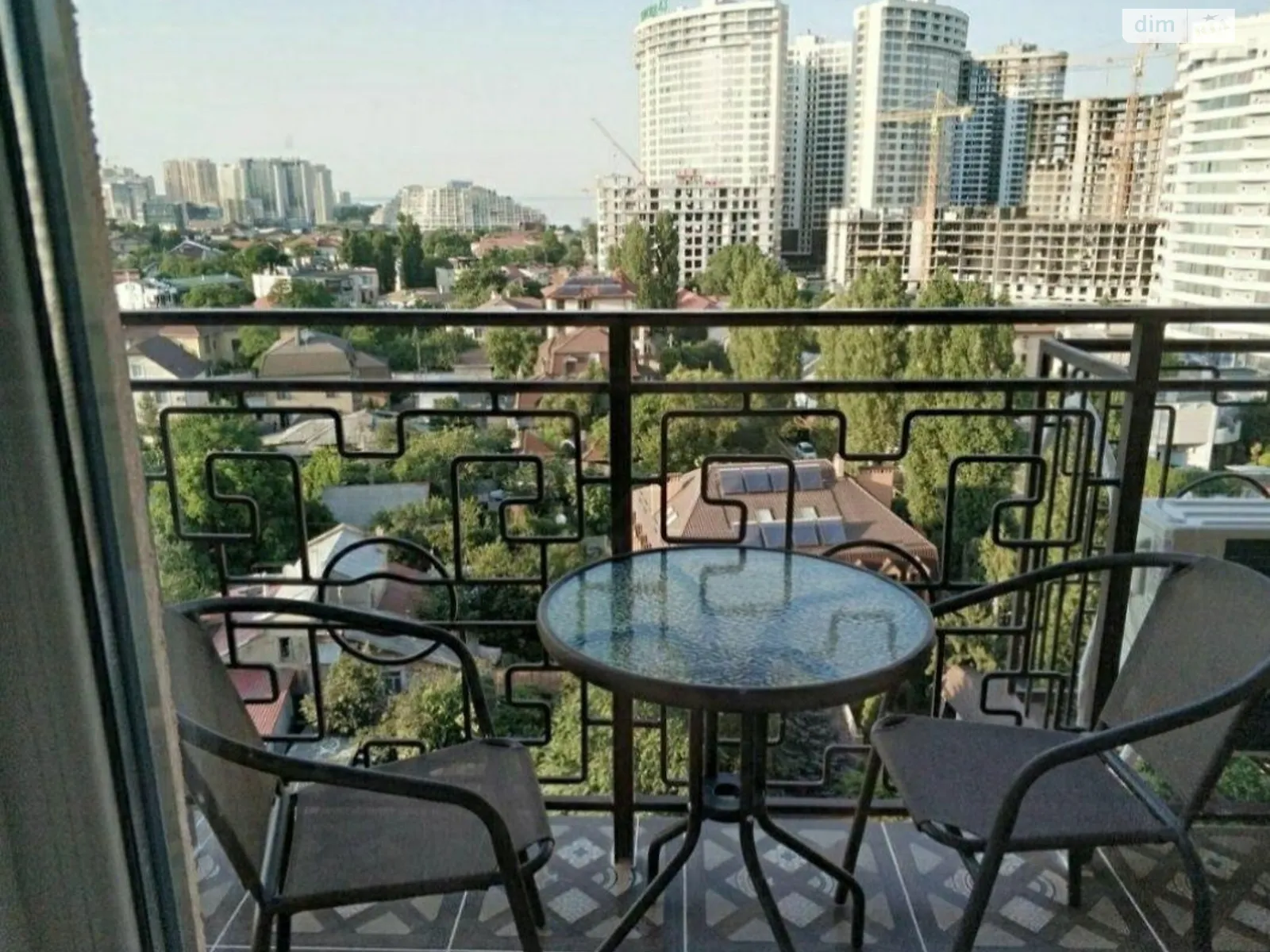 Продається 2-кімнатна квартира 46 кв. м у Одесі, вул. Літературна, 8 - фото 1