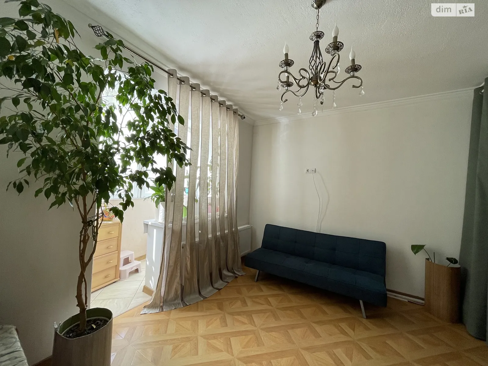 Продается 1-комнатная квартира 34 кв. м в Ворзеле, ул. Павла Чубинского - фото 1