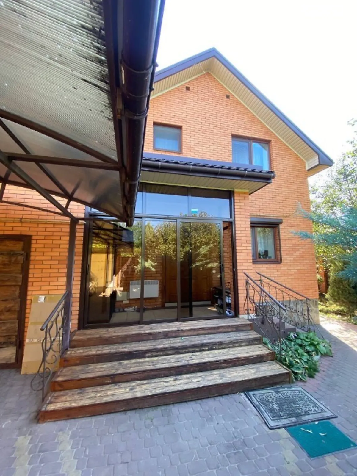 Продається будинок 2 поверховий 346 кв. м з каміном, цена: 230000 $