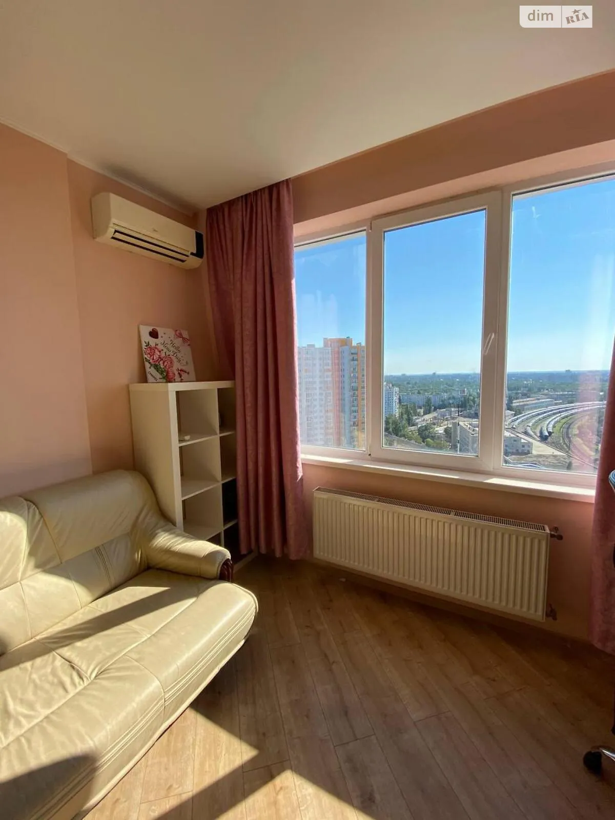 Продается 1-комнатная квартира 48.5 кв. м в Одессе, ул. Среднефонтанская - фото 1