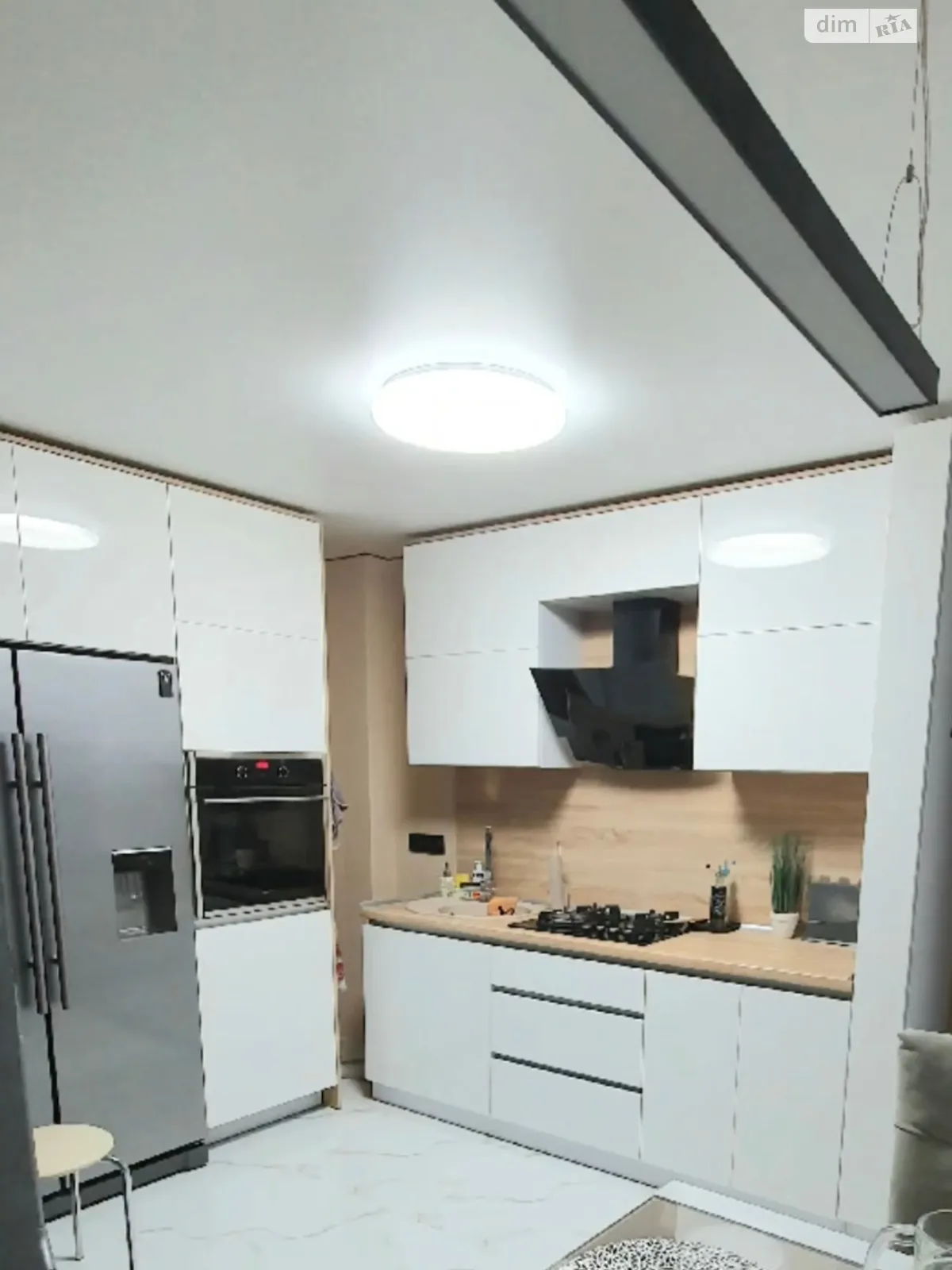 Продается 3-комнатная квартира 68 кв. м в Бердичеве, цена: 75000 $