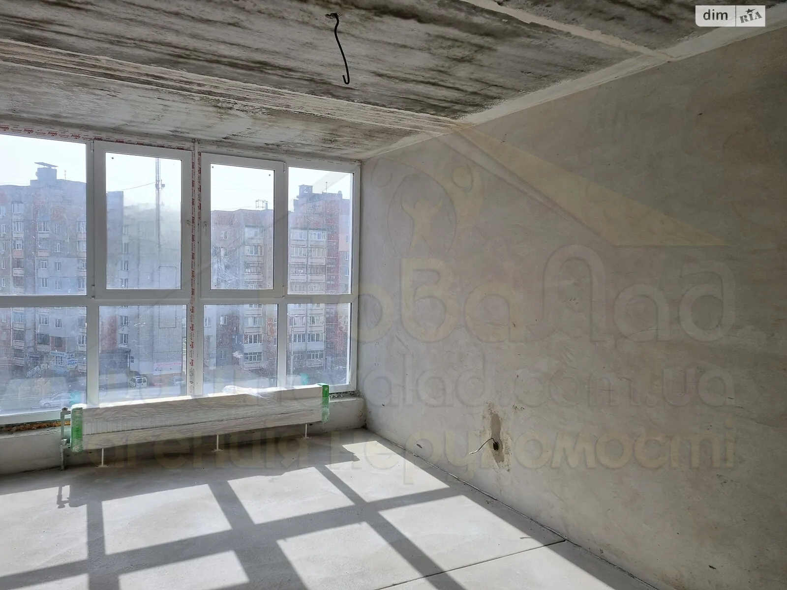 Продается 1-комнатная квартира 41 кв. м в Чернигове - фото 3