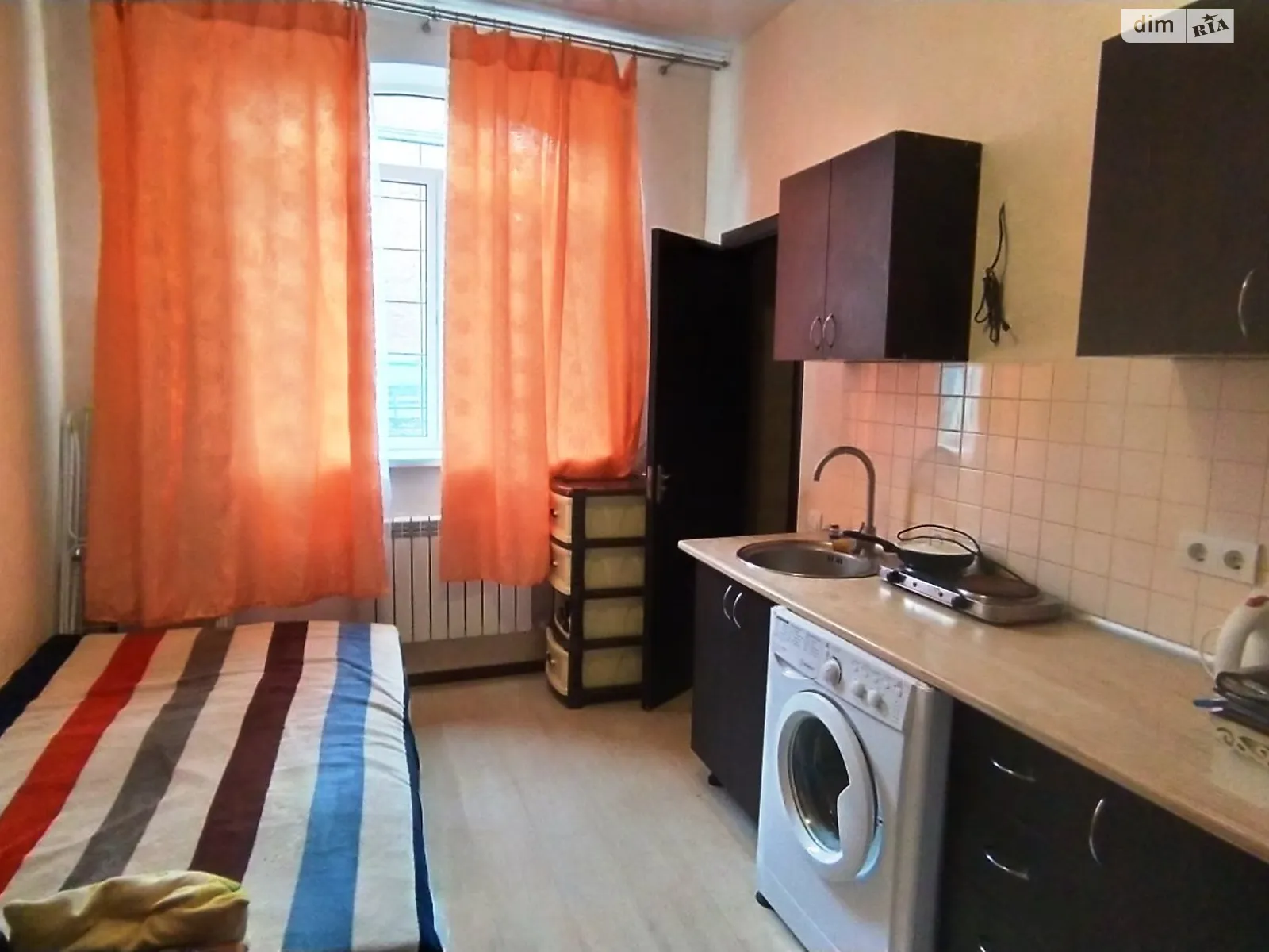 Продается 1-комнатная квартира 14.4 кв. м в Харькове