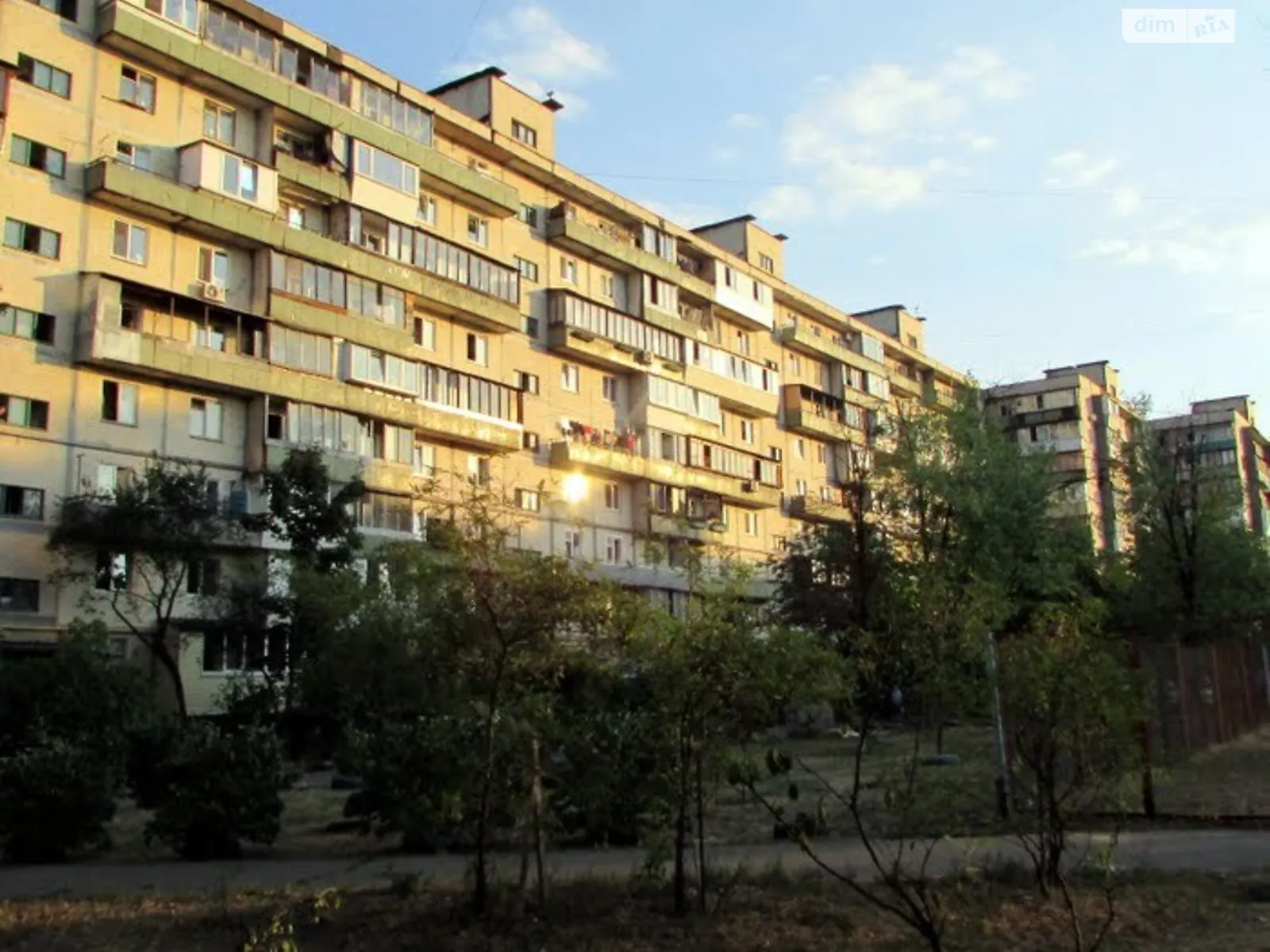 Продается 3-комнатная квартира 68 кв. м в Киеве, просп. Павла Тычины, 21 - фото 1