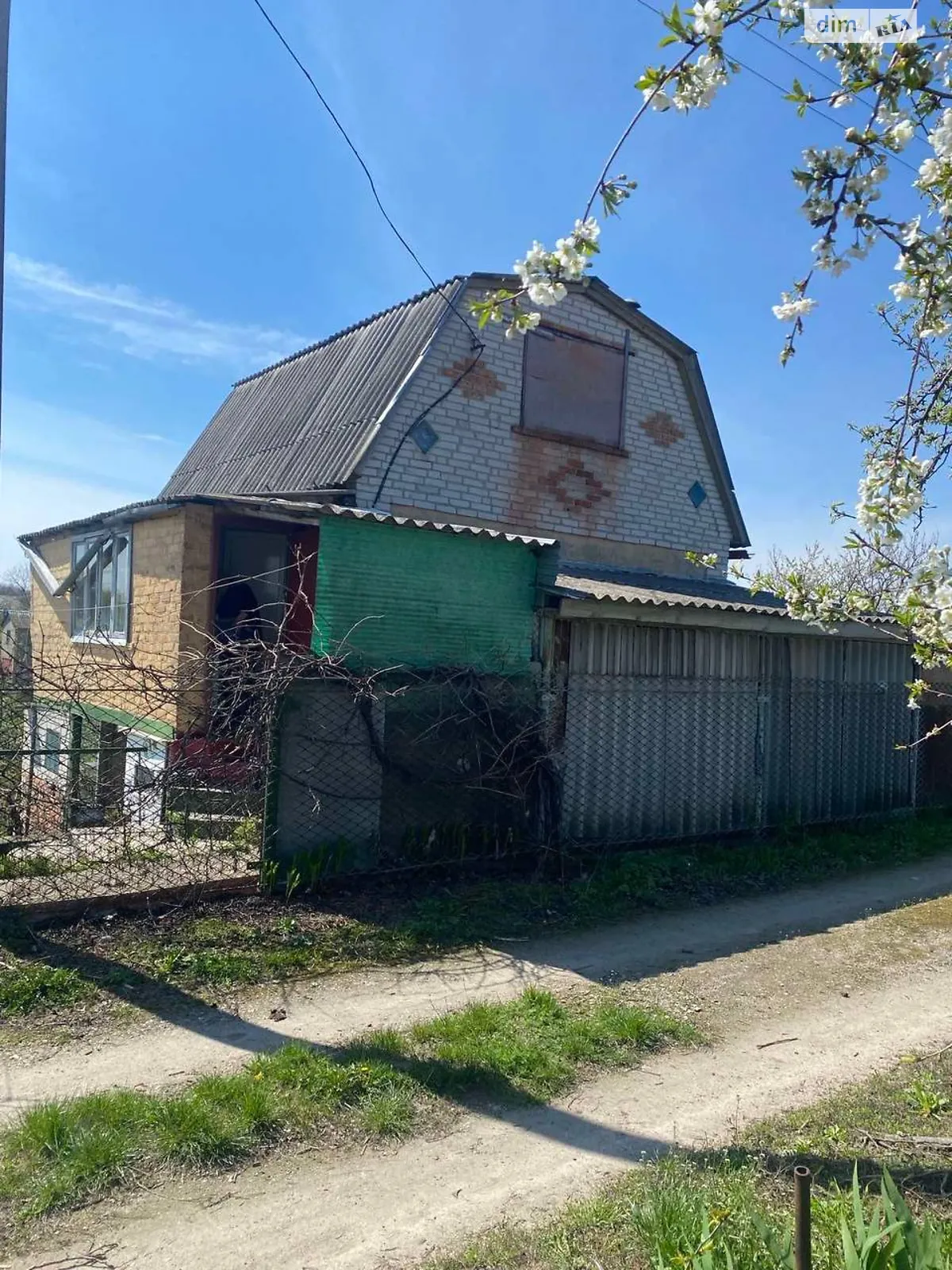 Продається будинок 2 поверховий 32 кв. м з каміном, цена: 6000 $