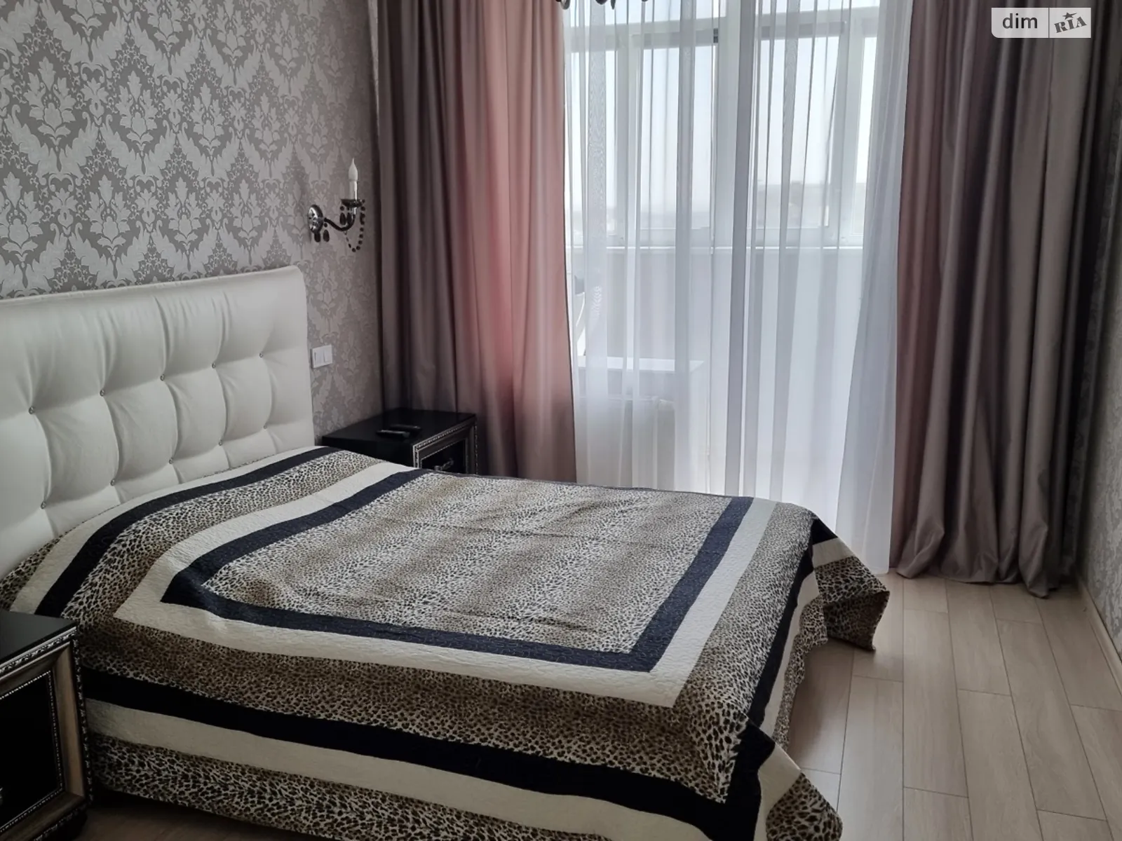 Сдается в аренду 2-комнатная квартира 66 кв. м в Киеве, ул. Коновальца Евгения, 44А