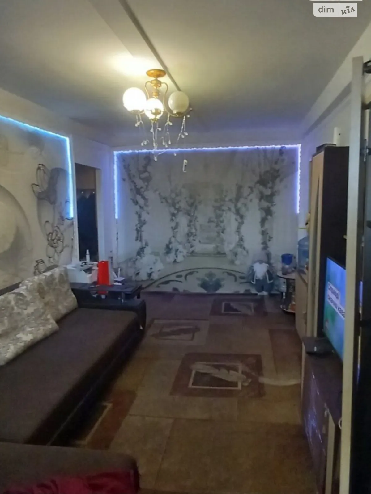 Продается 3-комнатная квартира 56.2 кв. м в Николаеве, ул. Генерала Алмазова(Генерала Карпенко) - фото 1