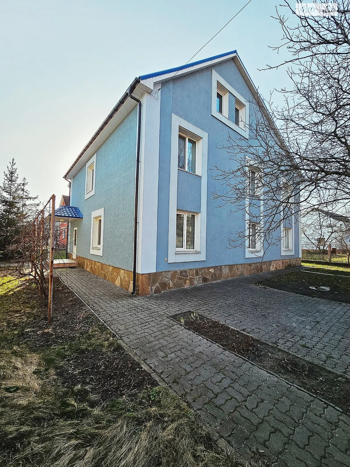 Продається будинок 3 поверховий 270 кв. м з каміном, цена: 139000 $ - фото 1