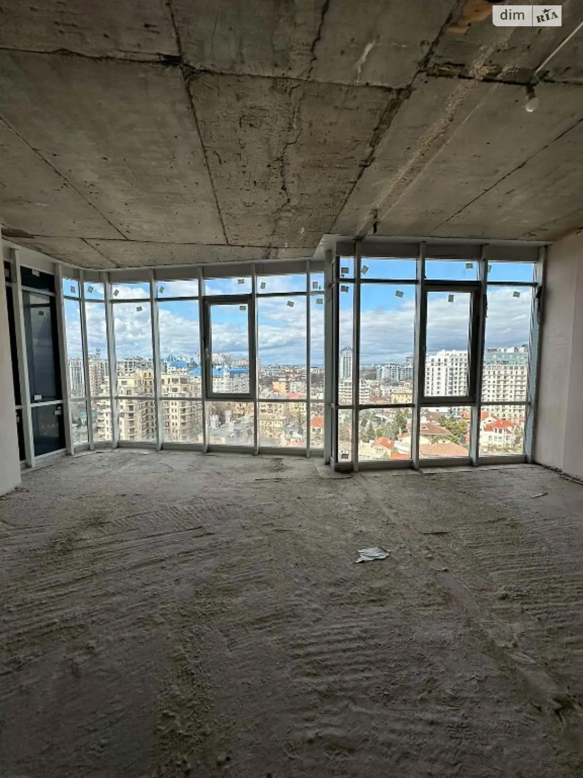 Продається 2-кімнатна квартира 113.2 кв. м у Одесі, пров. Удільний - фото 1