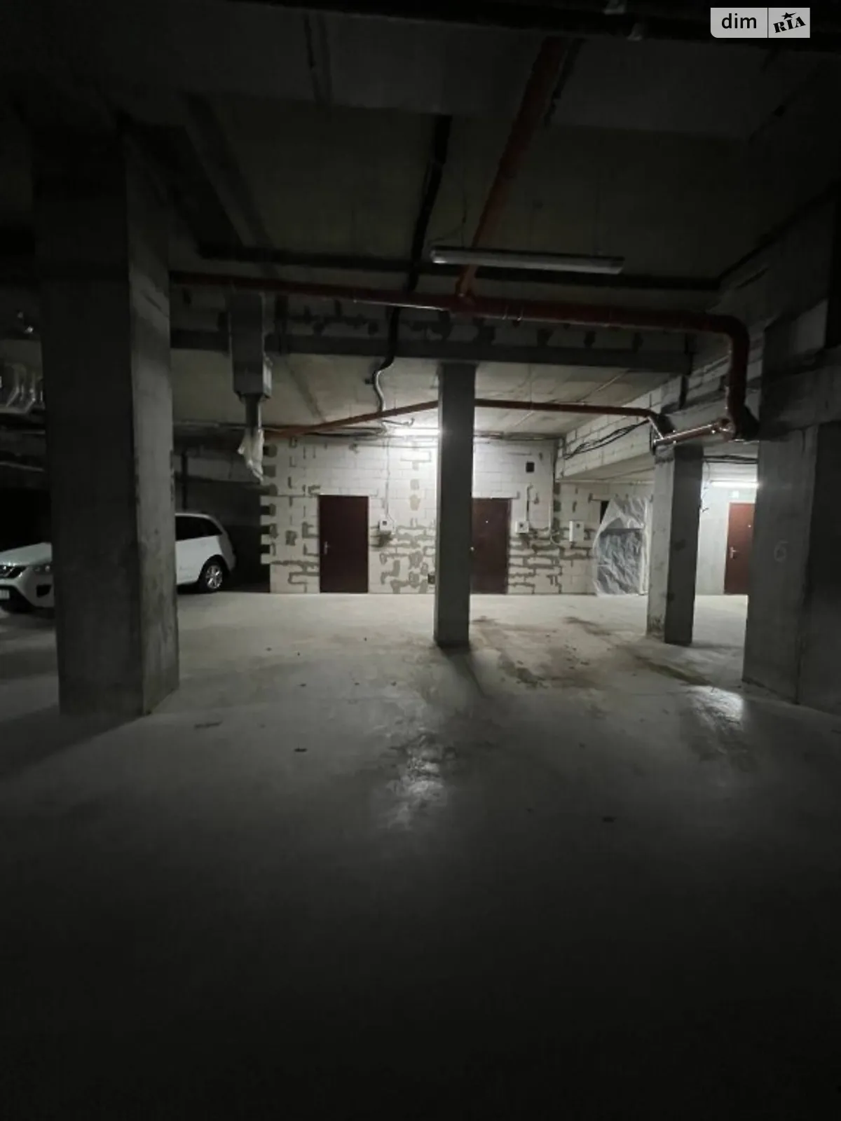 Продается подземный паркинг под легковое авто на 18 кв. м - фото 4