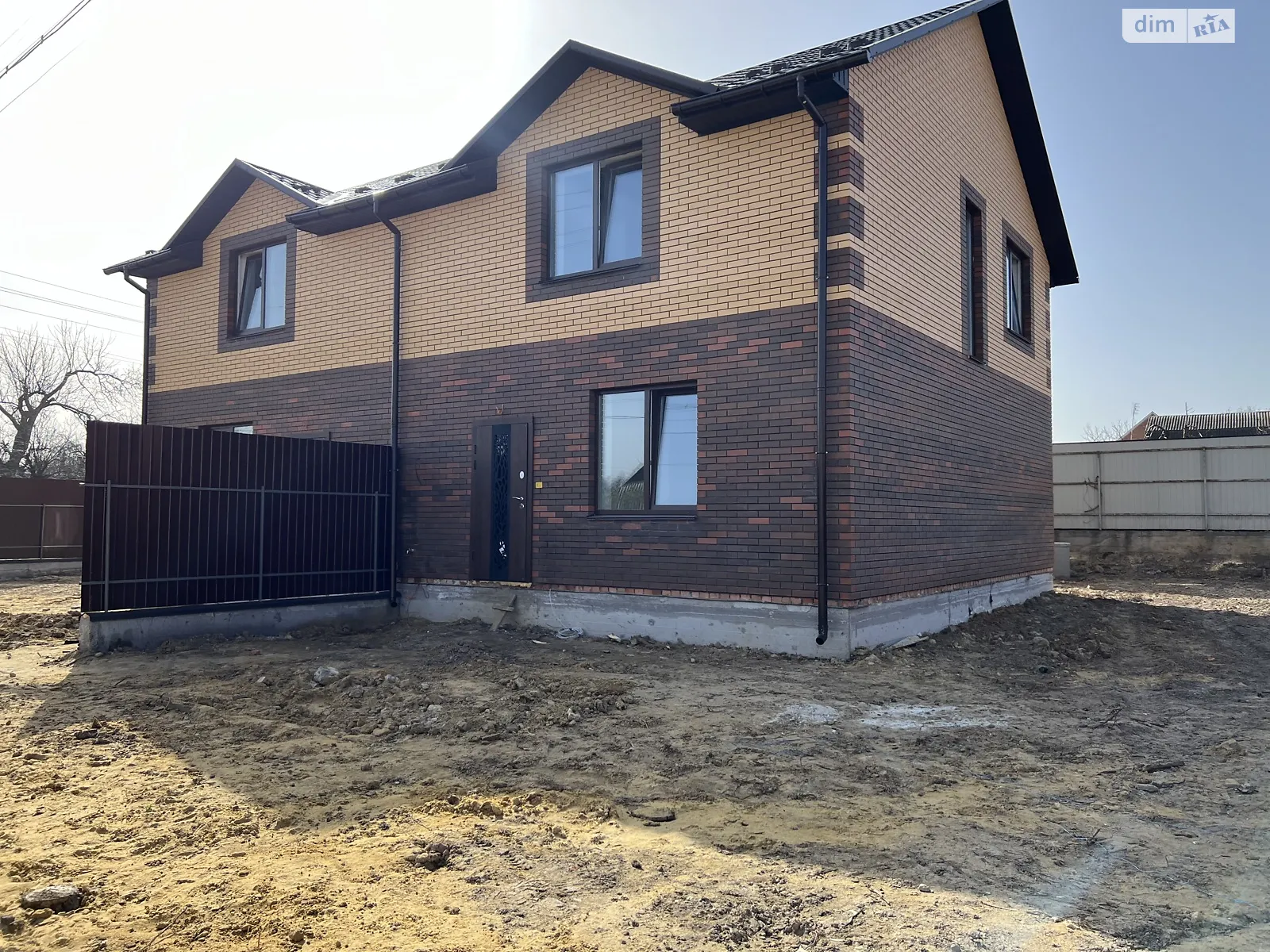 Продається частина будинку 108 кв. м з гаражем, цена: 95000 $ - фото 1