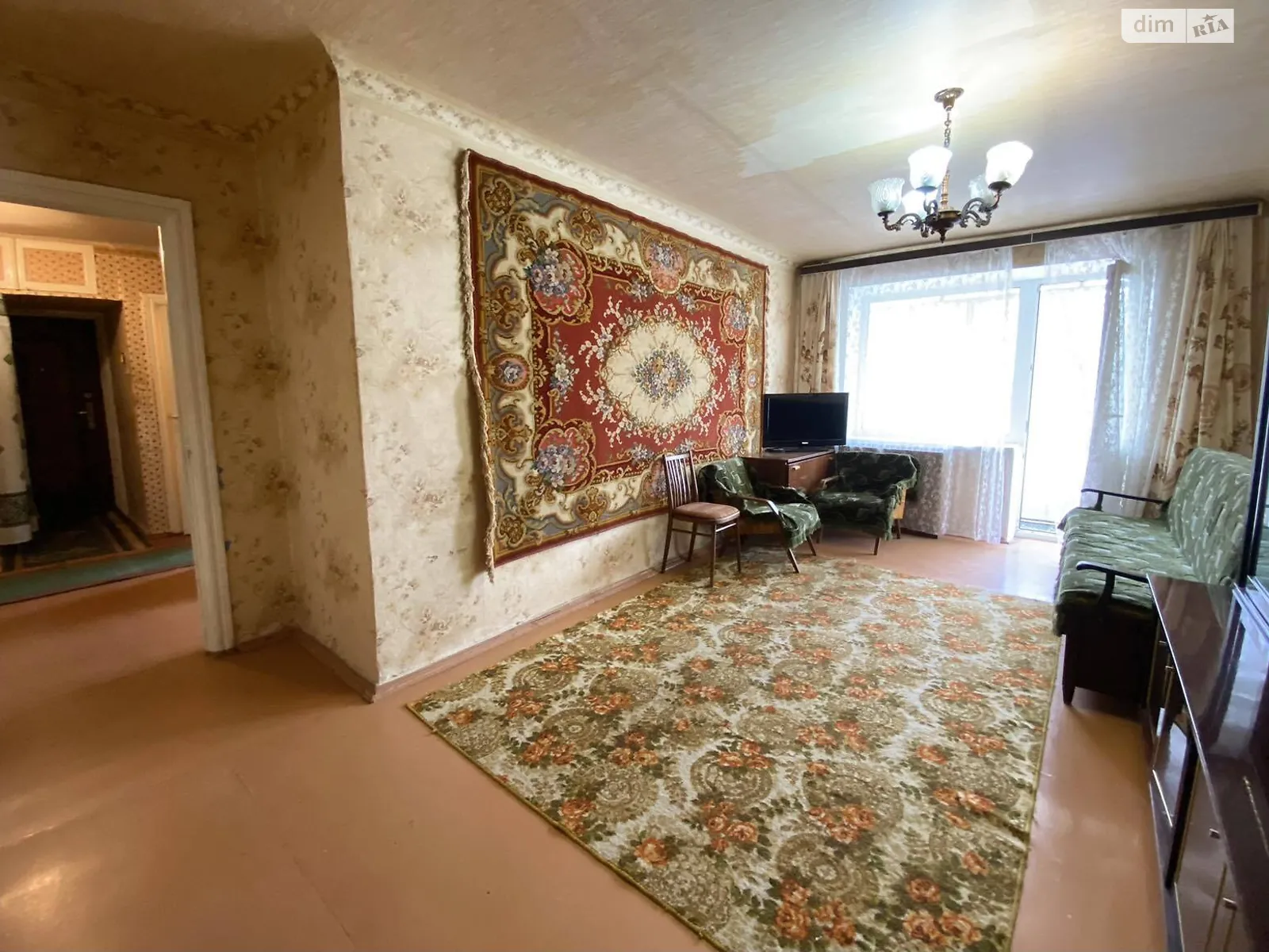Продается 3-комнатная квартира 58 кв. м в Белой Церкви, ул. Андрея Шептицкого