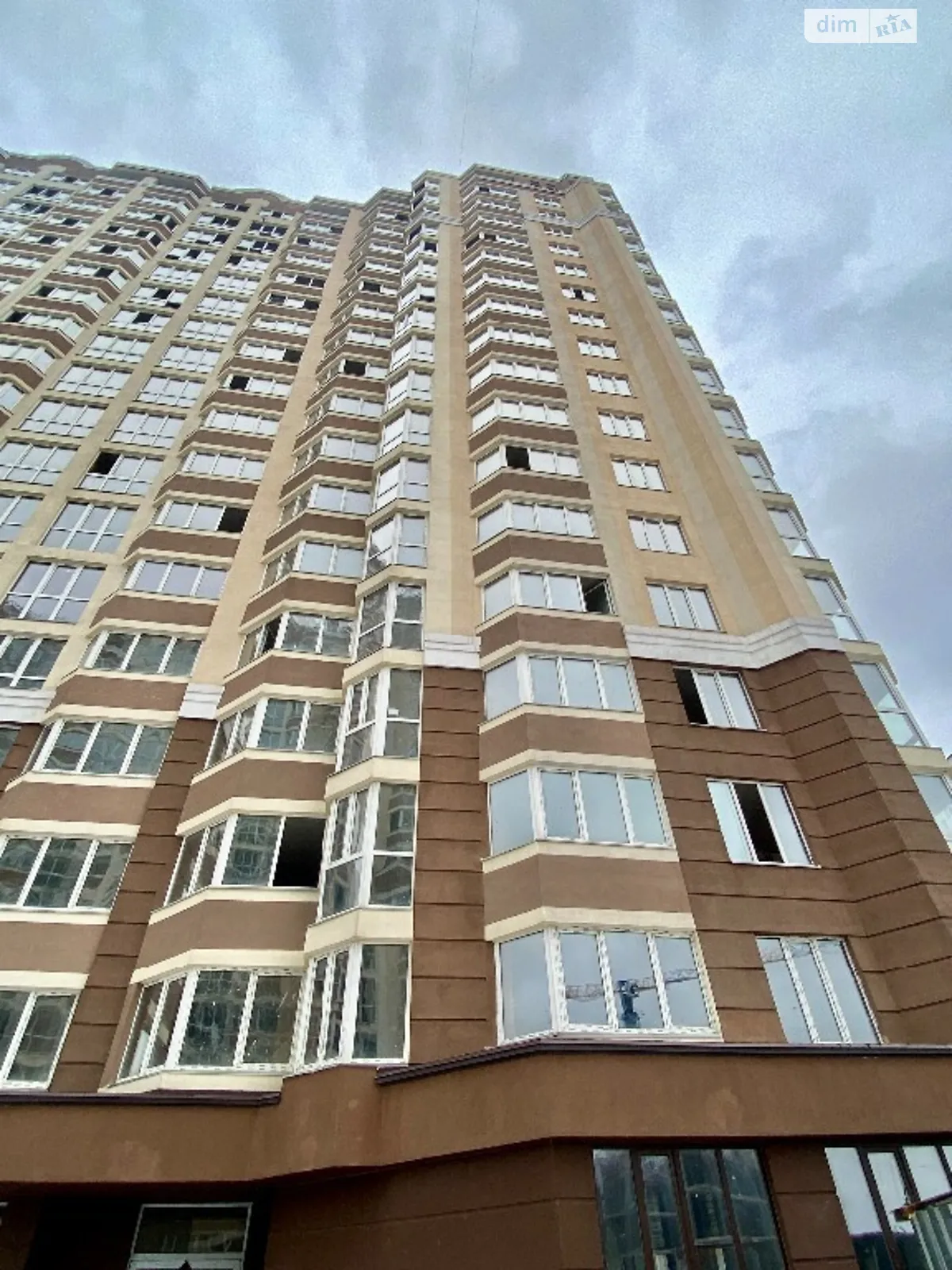 Продается 2-комнатная квартира 62 кв. м в Ирпене, ул. Университетская