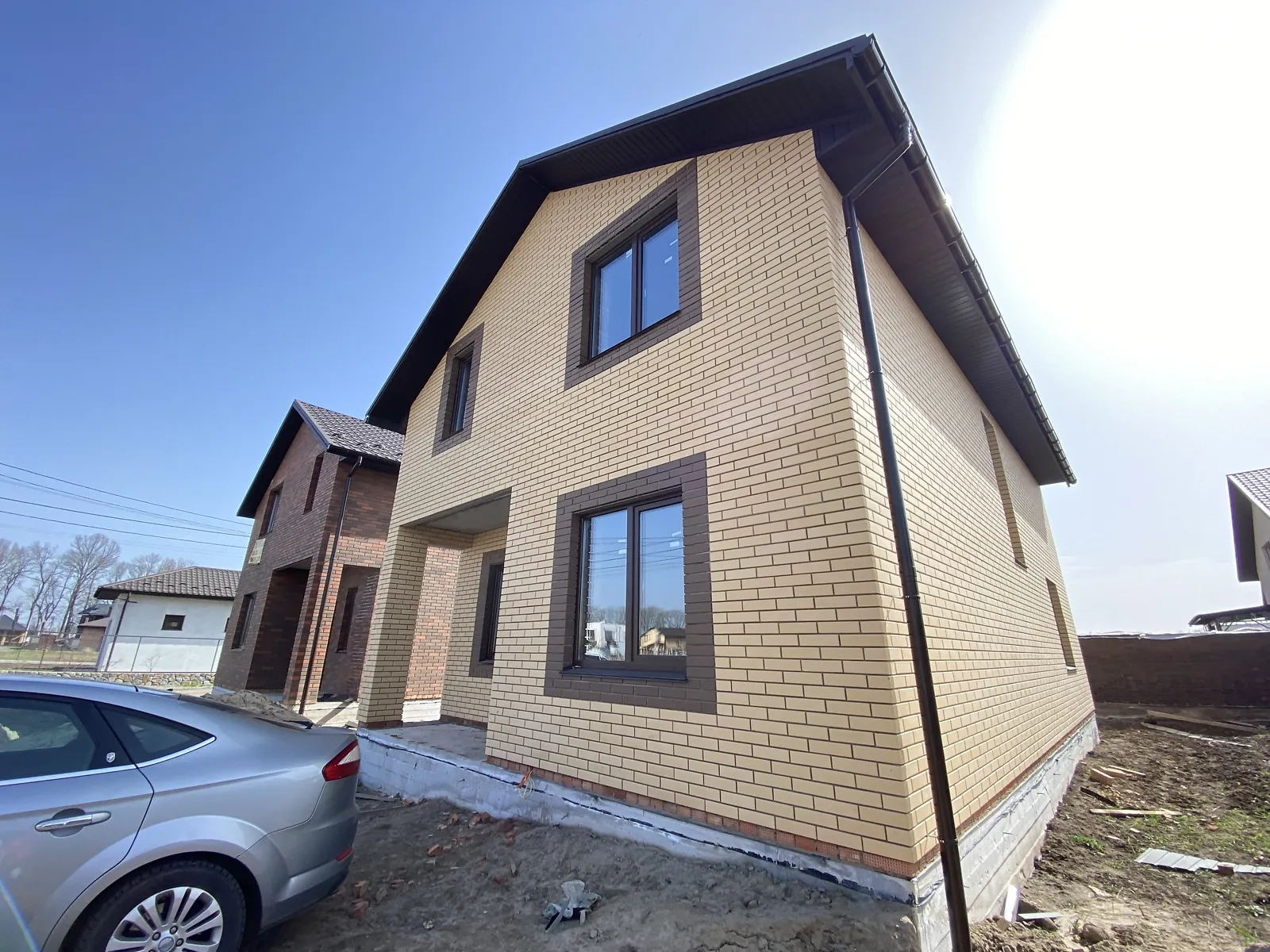 Продается дом на 2 этажа 125 кв. м с камином, цена: 92000 $ - фото 1