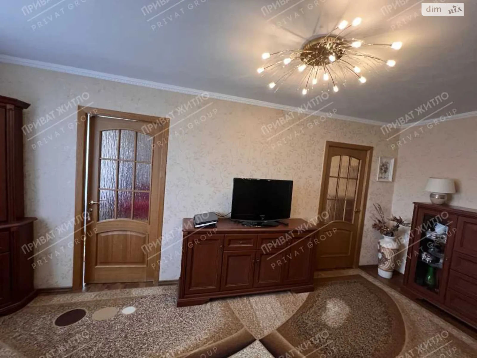 Продается 3-комнатная квартира 52 кв. м в Полтаве, цена: 51000 $