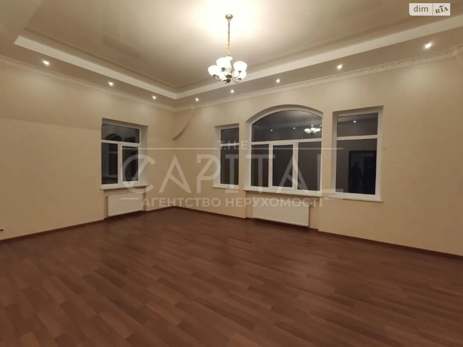 Продается дом на 3 этажа 925 кв. м с мебелью, цена: 4200000 $