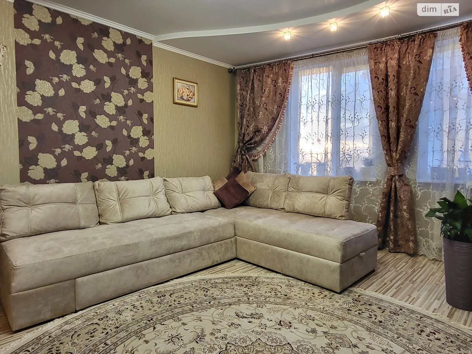 Продается 3-комнатная квартира 95 кв. м в Виннице, ул. Зодчих, 32/20 - фото 1