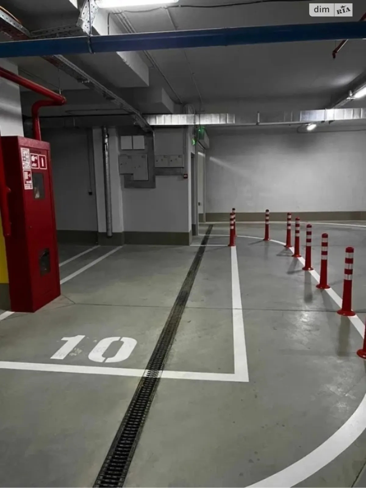 Продается подземный паркинг универсальный на 14 кв. м - фото 2