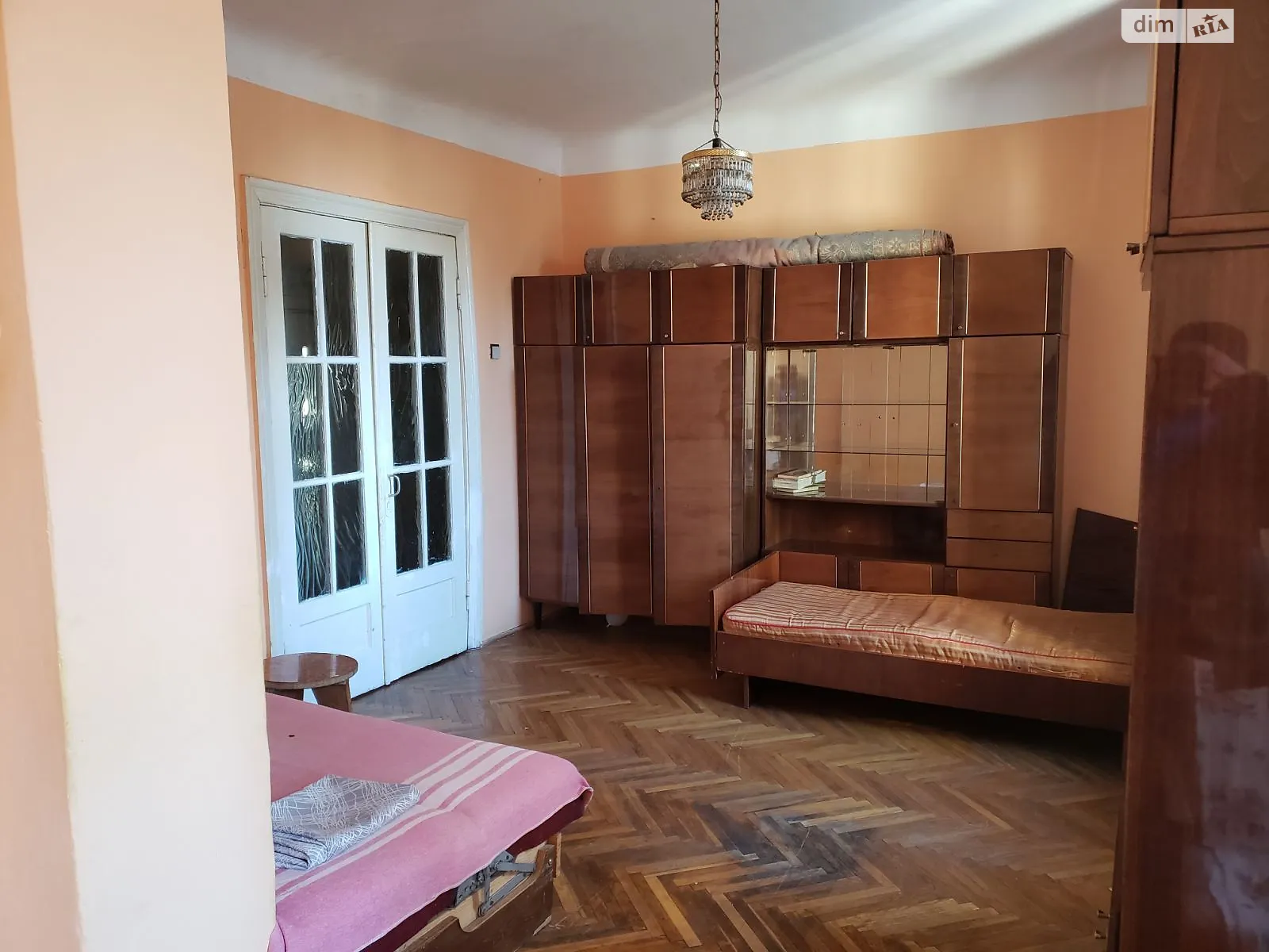 Сдается в аренду 2-комнатная квартира 50 кв. м в Черновцах, цена: 250 $