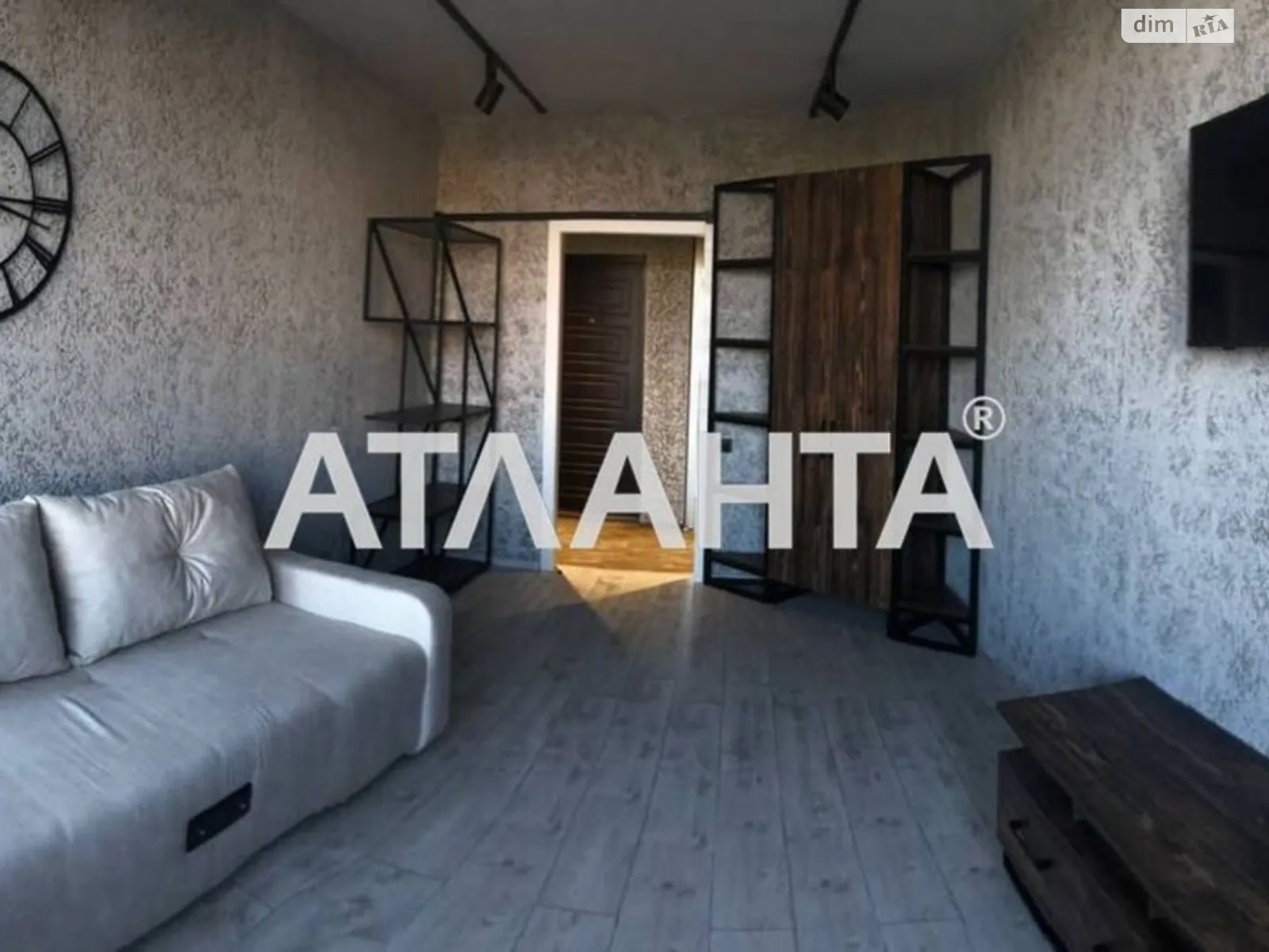 Продається 1-кімнатна квартира 42.3 кв. м у Одесі, вул. Басейна, 6А