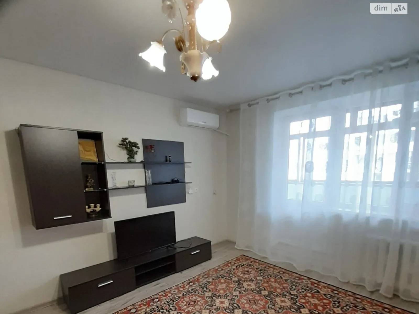 Продається 2-кімнатна квартира 52 кв. м у Одесі, вул. Бабаджаняна Маршала
