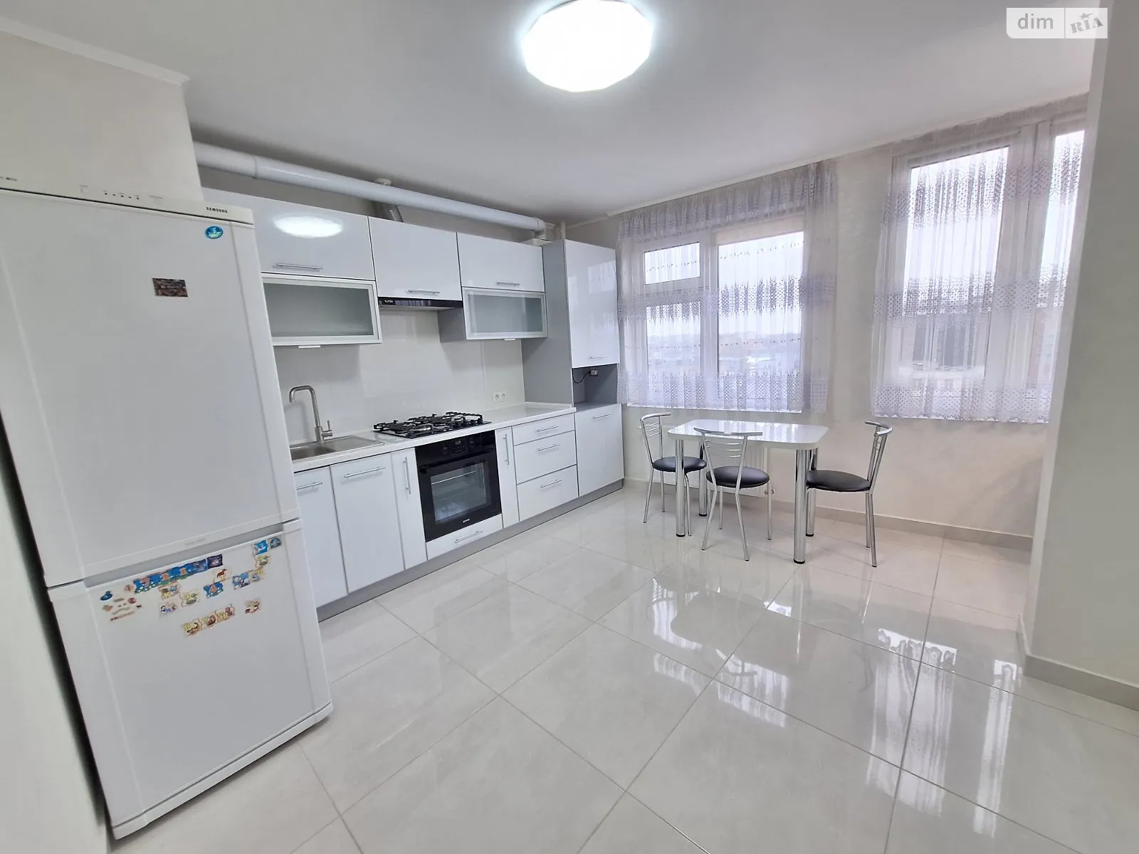 1-комнатная квартира 43 кв. м в Тернополе, цена: 330 $