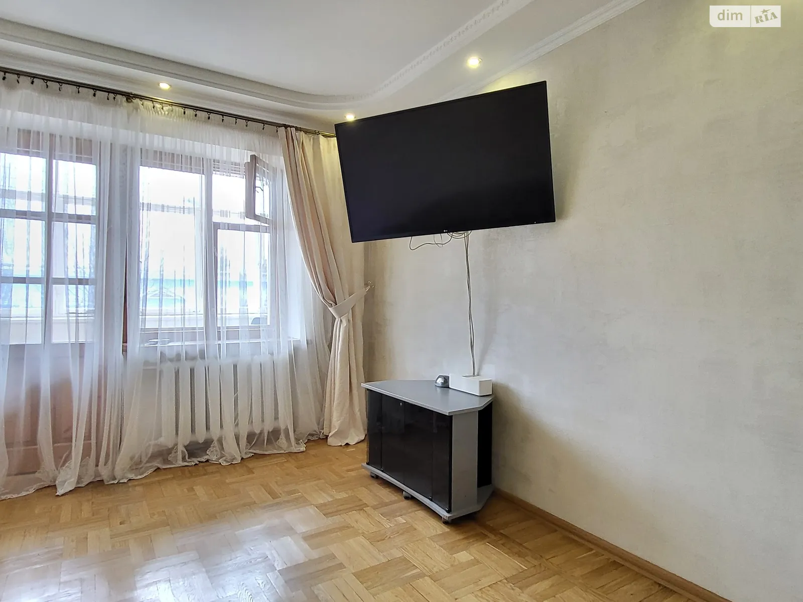Продается 3-комнатная квартира 55.1 кв. м в Виннице, ул. Василия Порика, 5 - фото 1