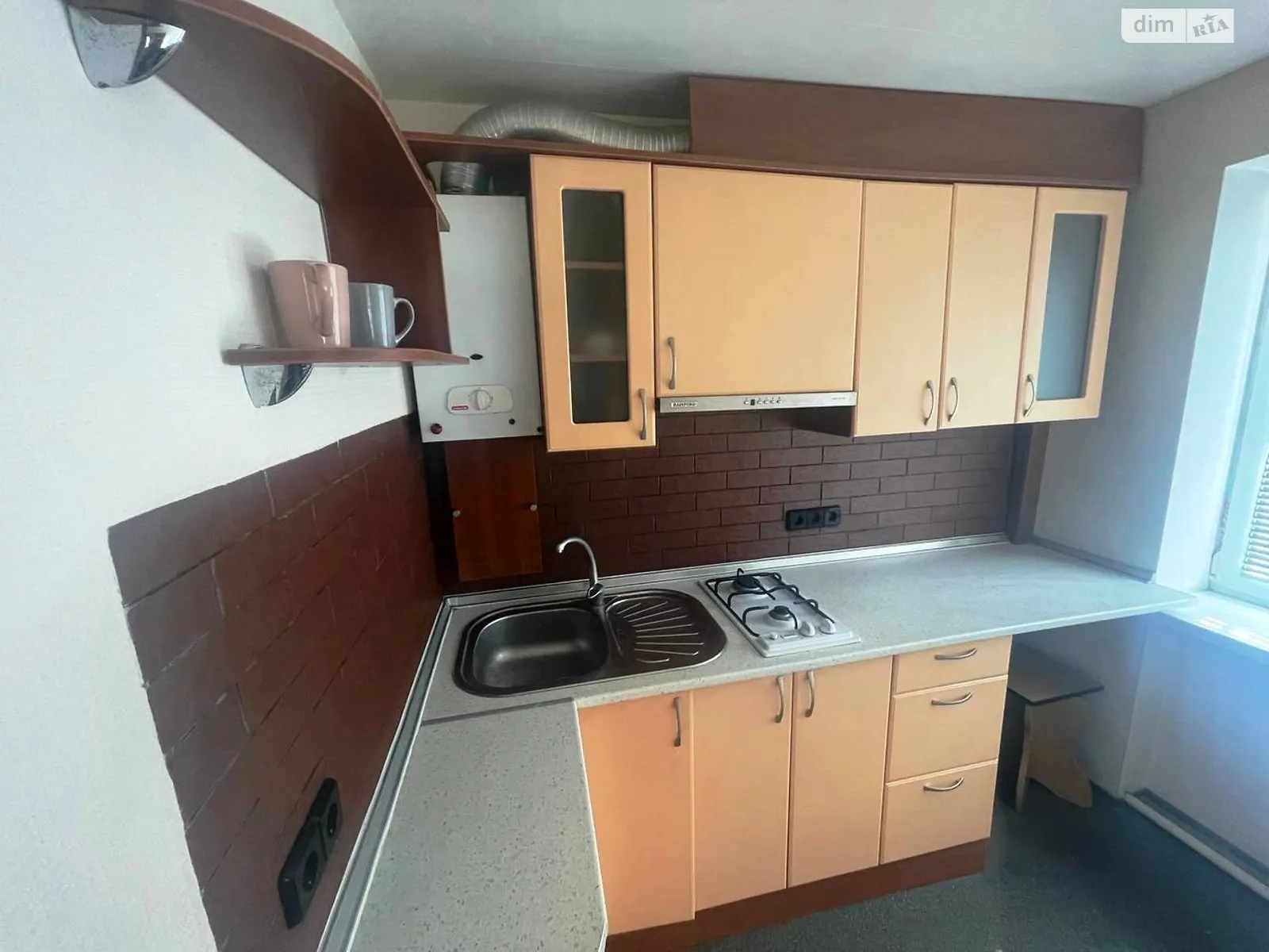 Продается 3-комнатная квартира 46 кв. м в Днепре, цена: 34000 $