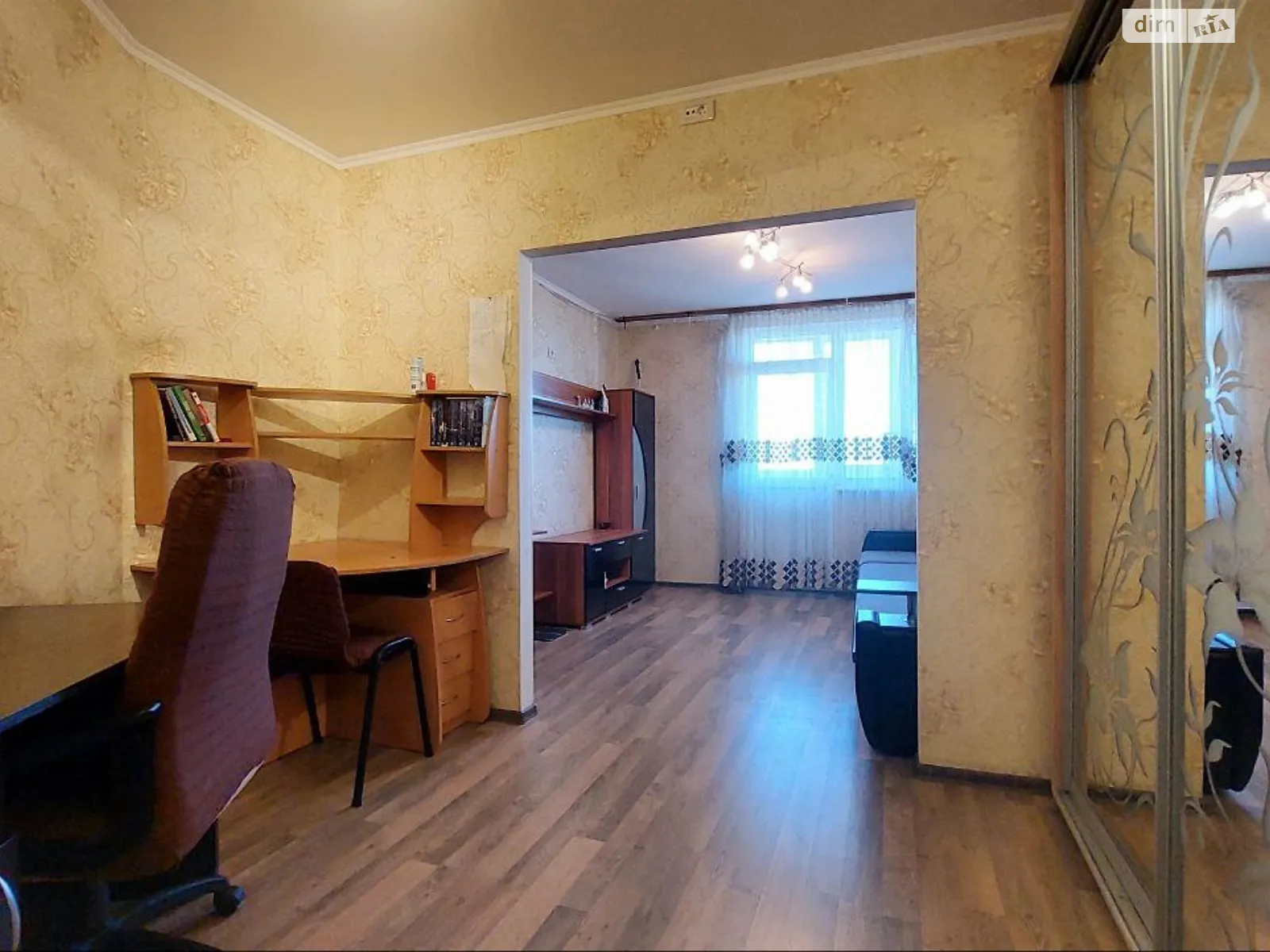 Продається 2-кімнатна квартира 59.3 кв. м у Лиманці, мас. Радужний - фото 1
