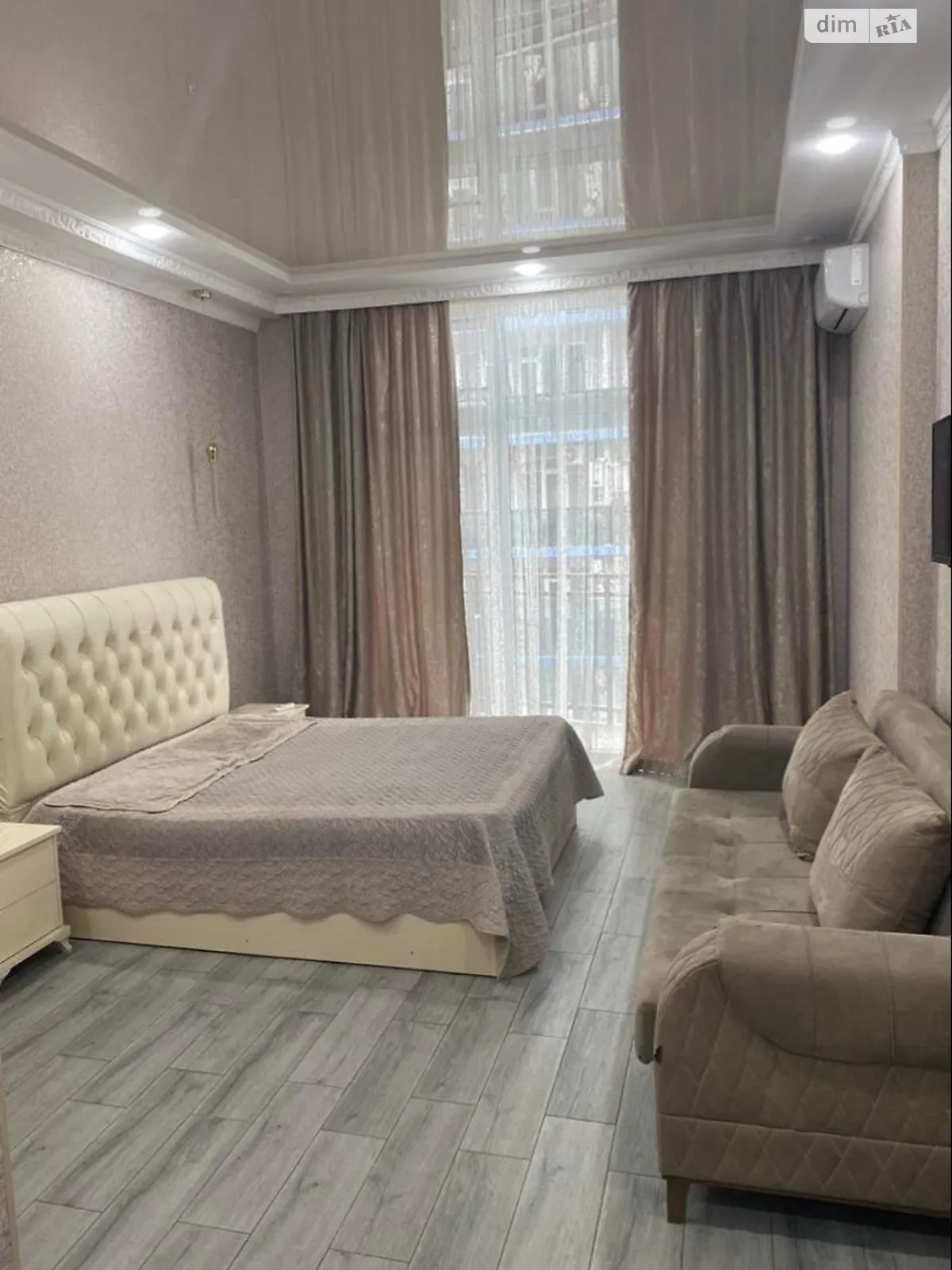 Здається в оренду 1-кімнатна квартира у Дніпрі, цена: 900 грн