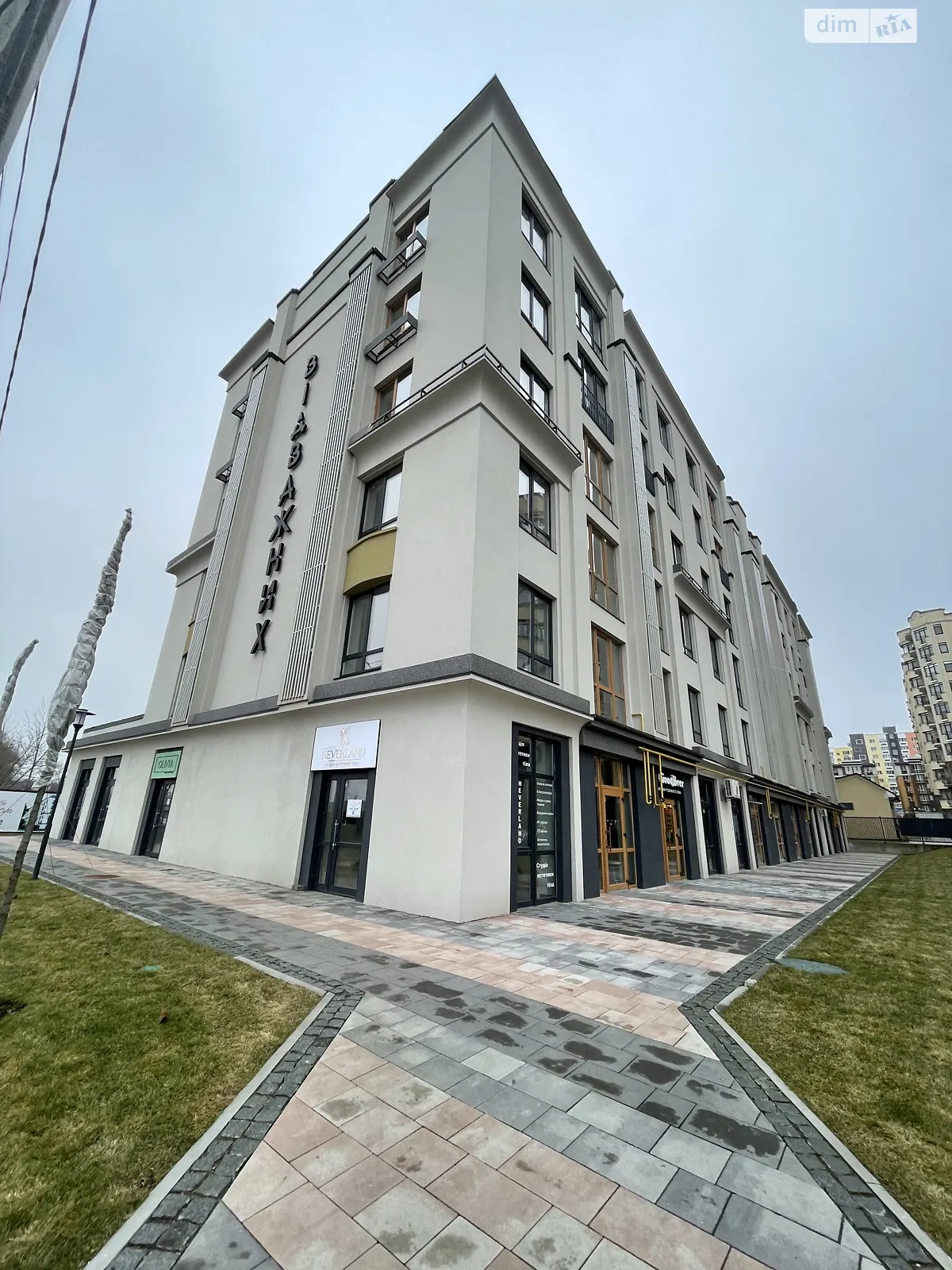 Продається офіс 21 кв. м в бізнес-центрі, цена: 27500 $