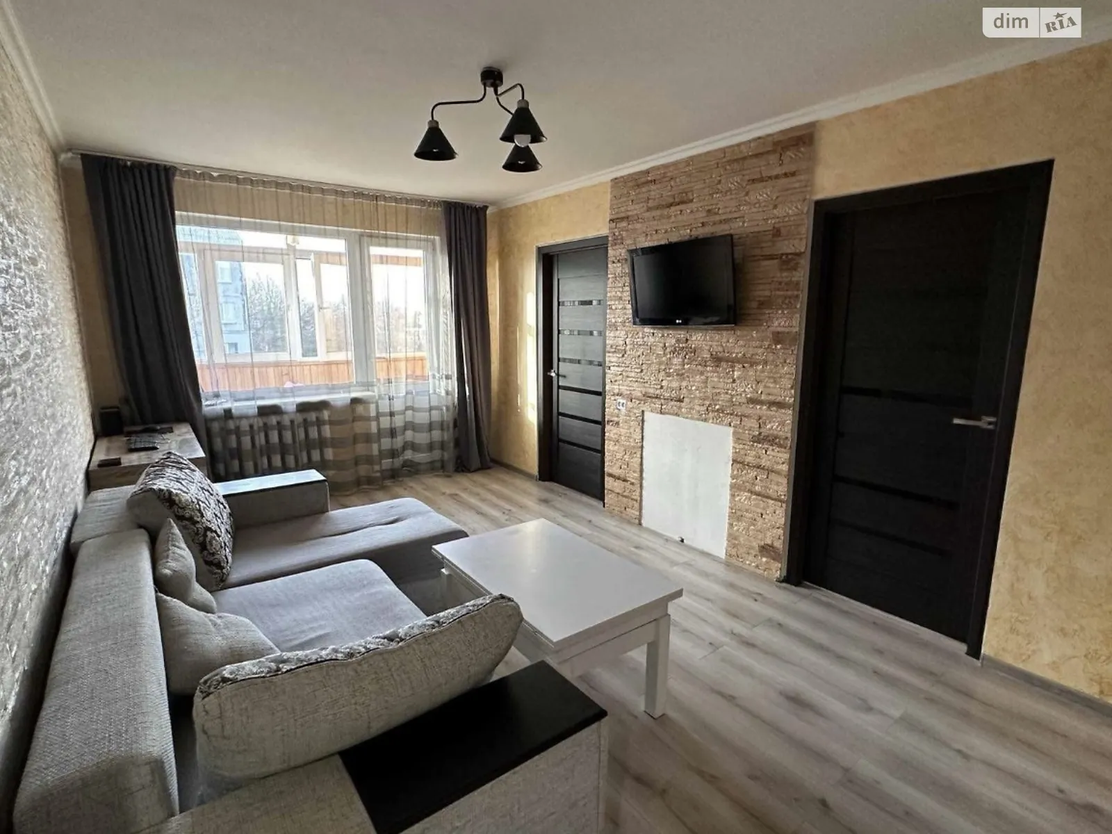 Продается 3-комнатная квартира 49 кв. м в Житомире, цена: 44000 $