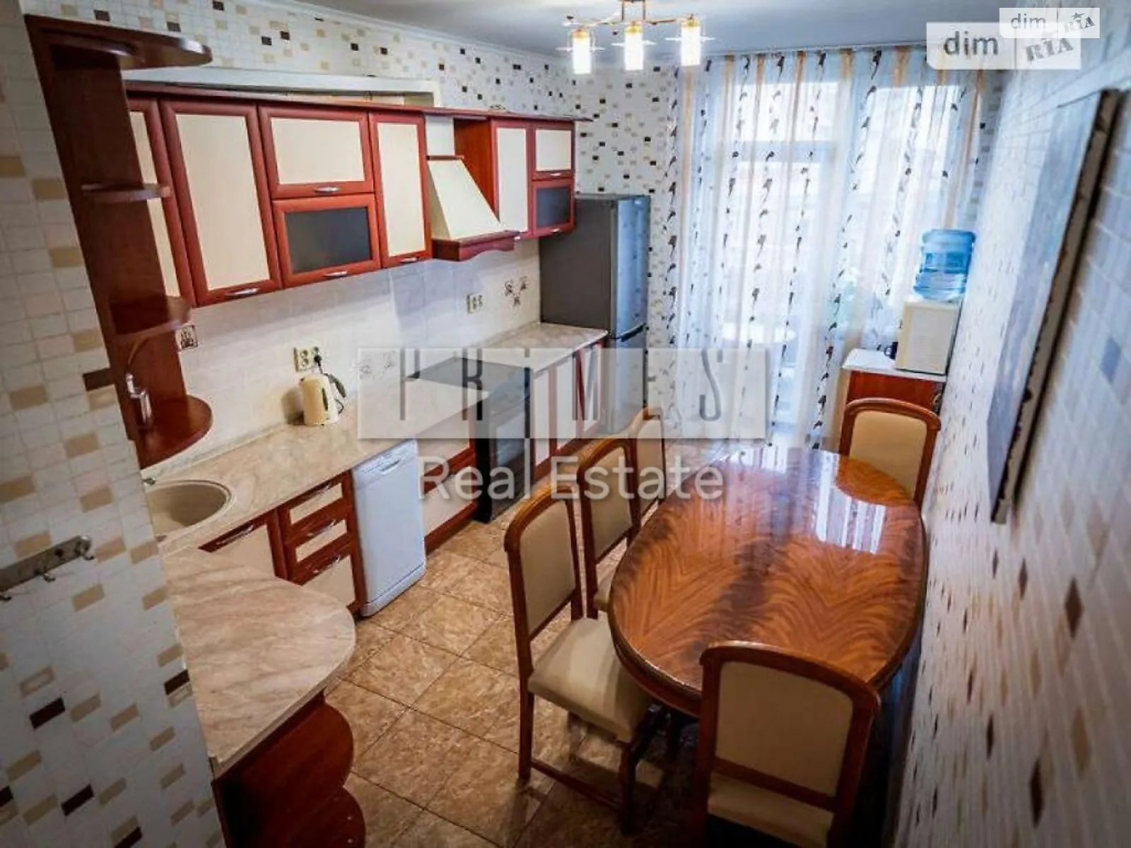 Продается 2-комнатная квартира 83.5 кв. м в Киеве, ул. Юлии Здановской(Михаила Ломоносова), 73-79